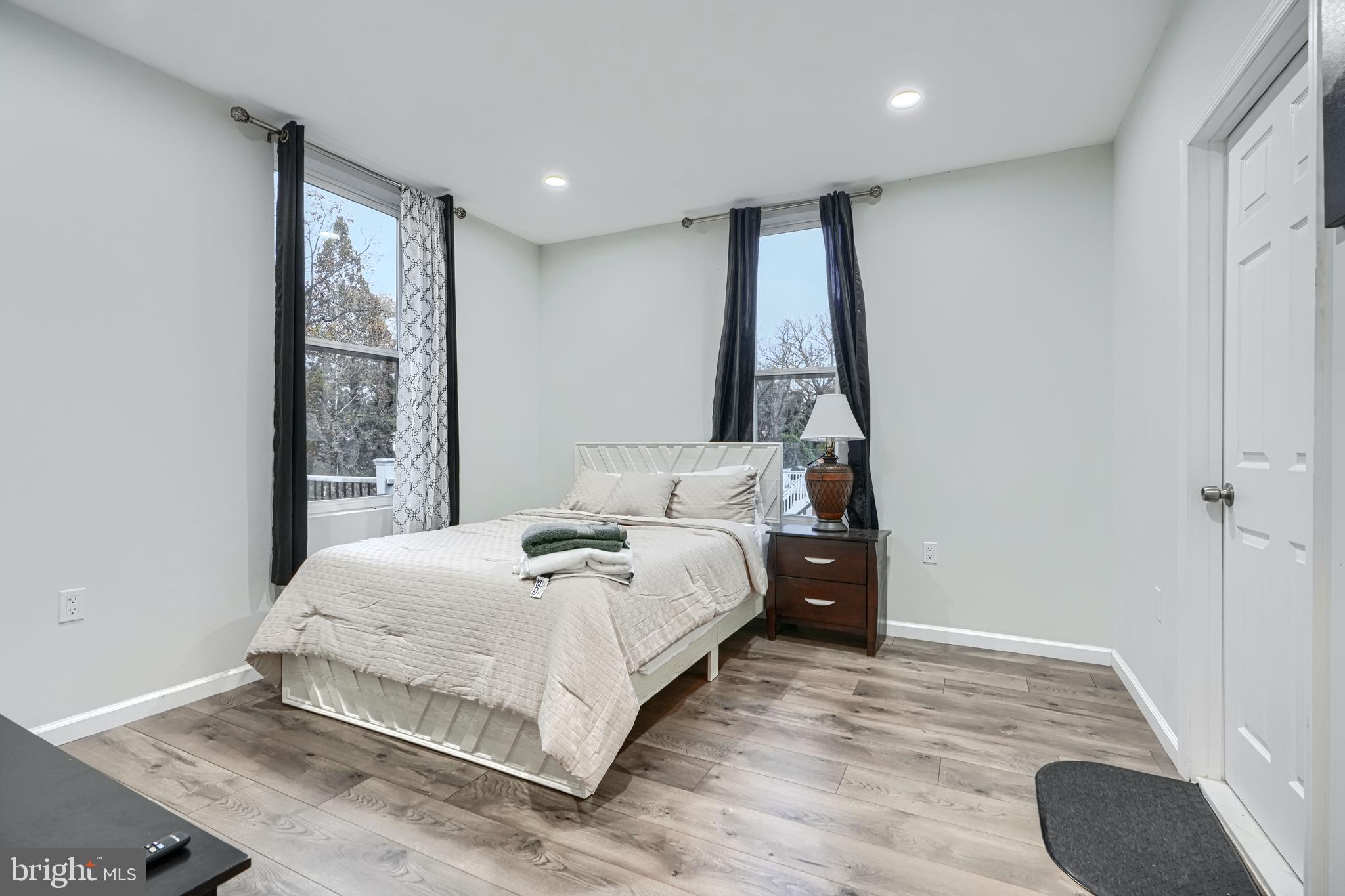 CAPITOL HEIGHTS - Residential