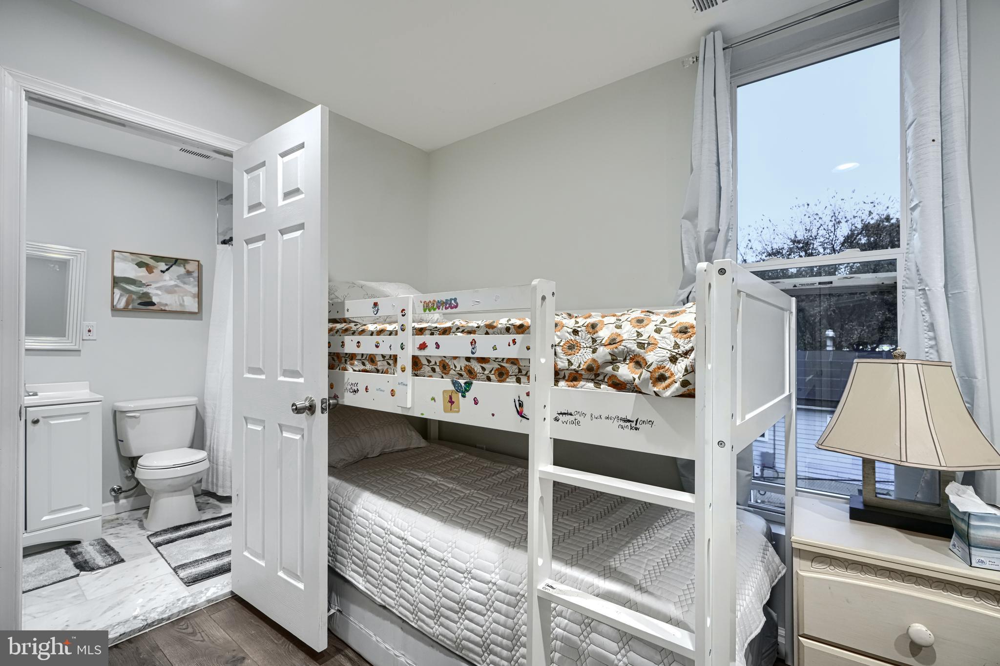 CAPITOL HEIGHTS - Residential