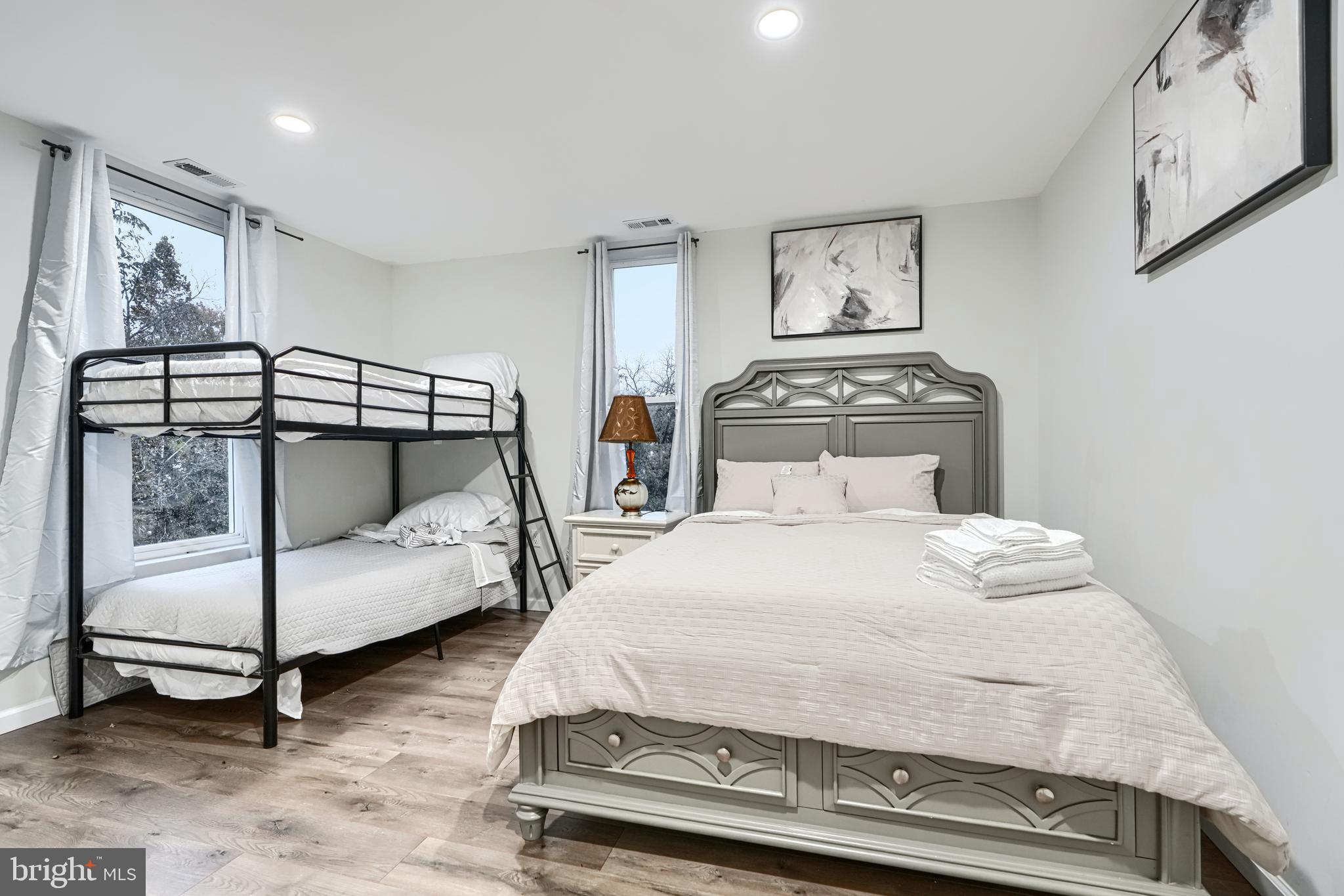 CAPITOL HEIGHTS - Residential