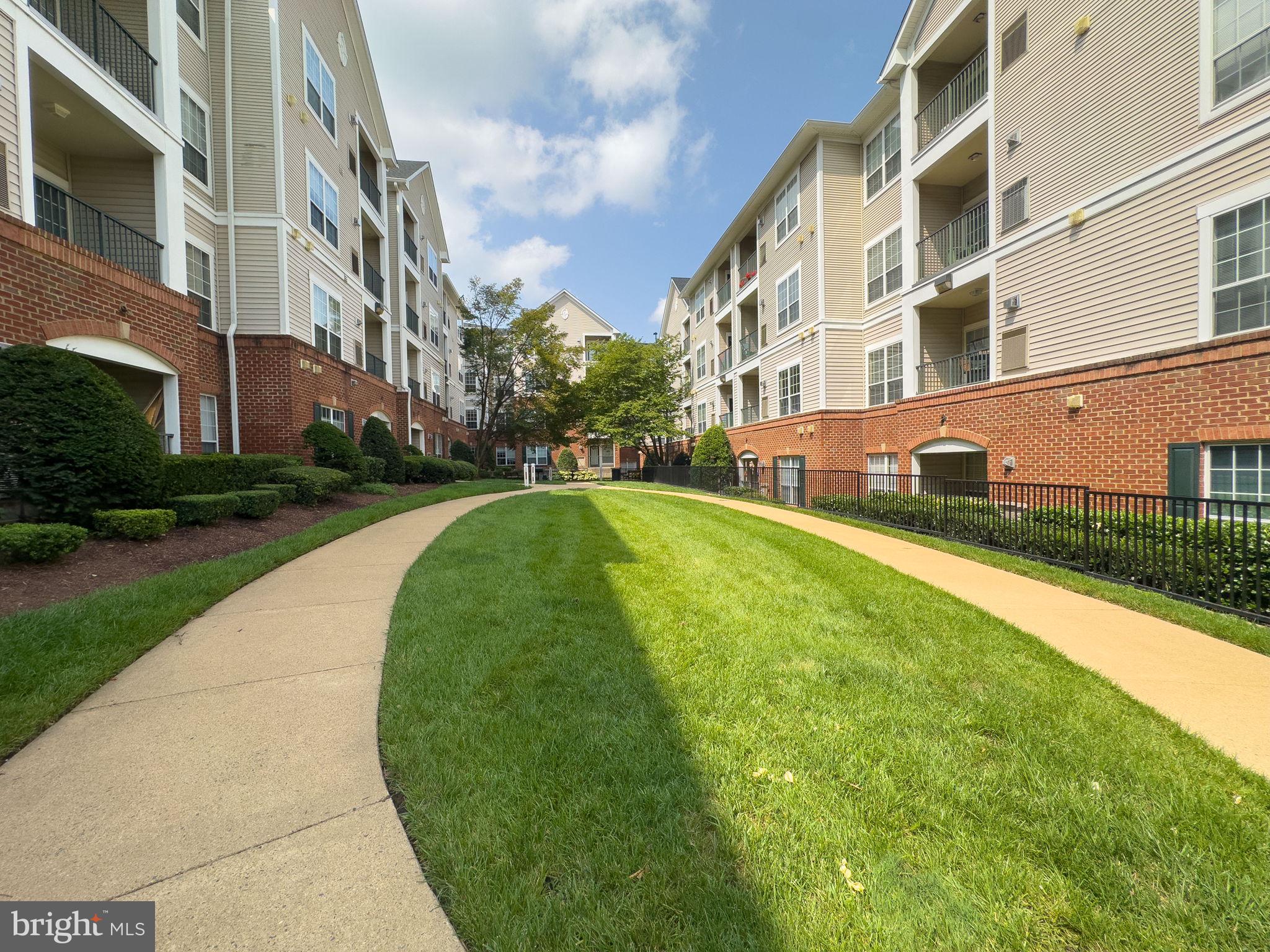 4854 EISENHOWER AVENUE 248