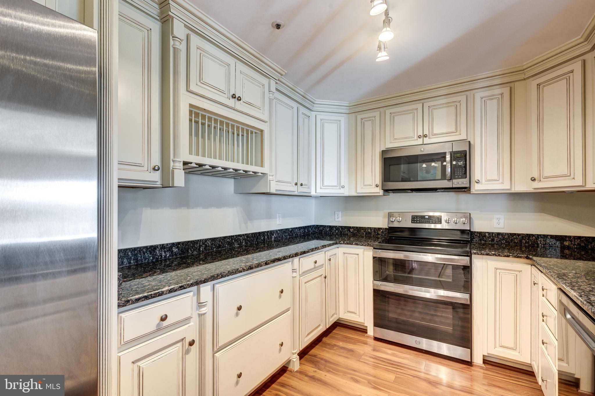 PARRS RIDGE - Residential