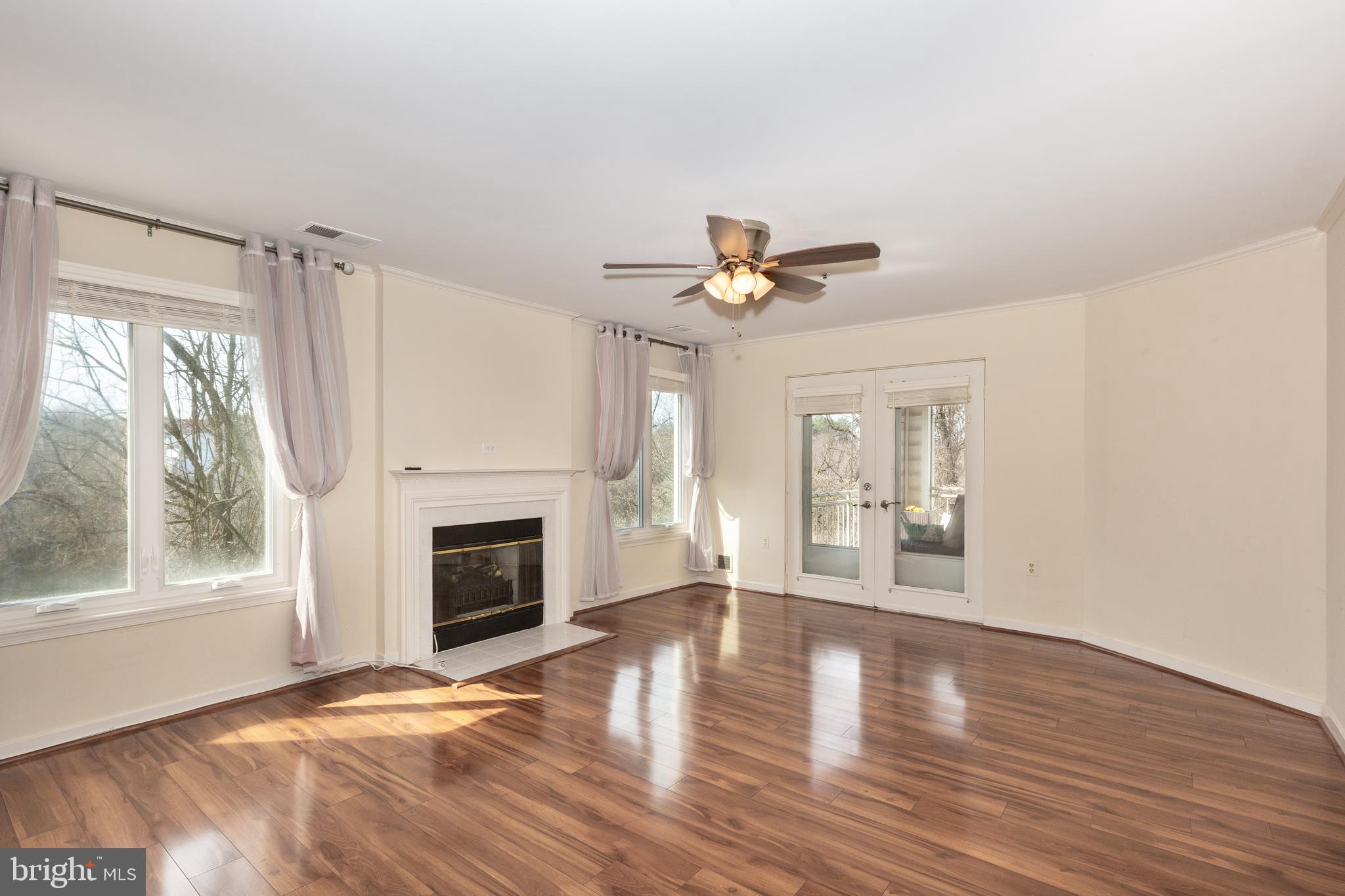 PARRS RIDGE - Residential