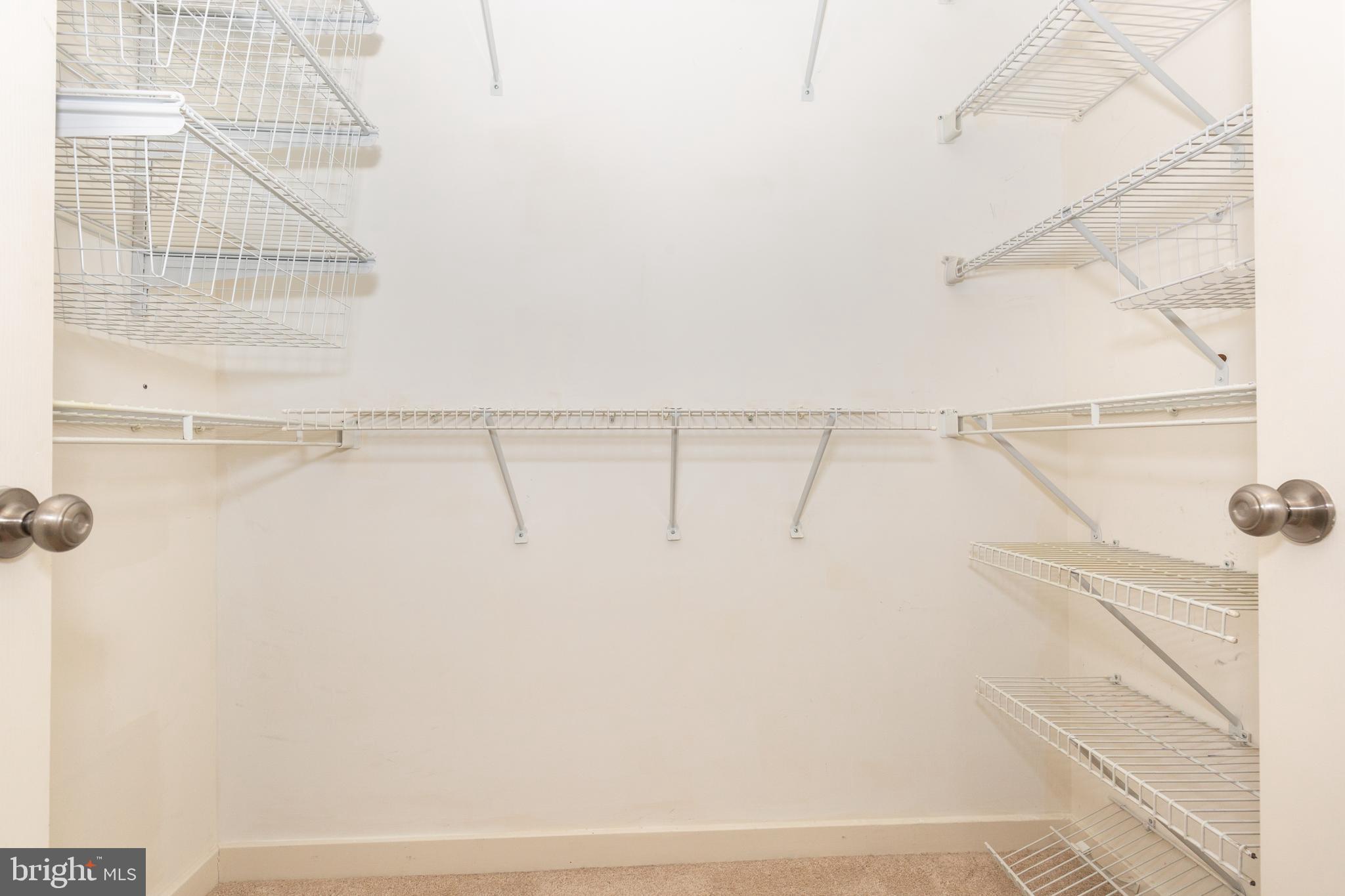 PARRS RIDGE - Residential