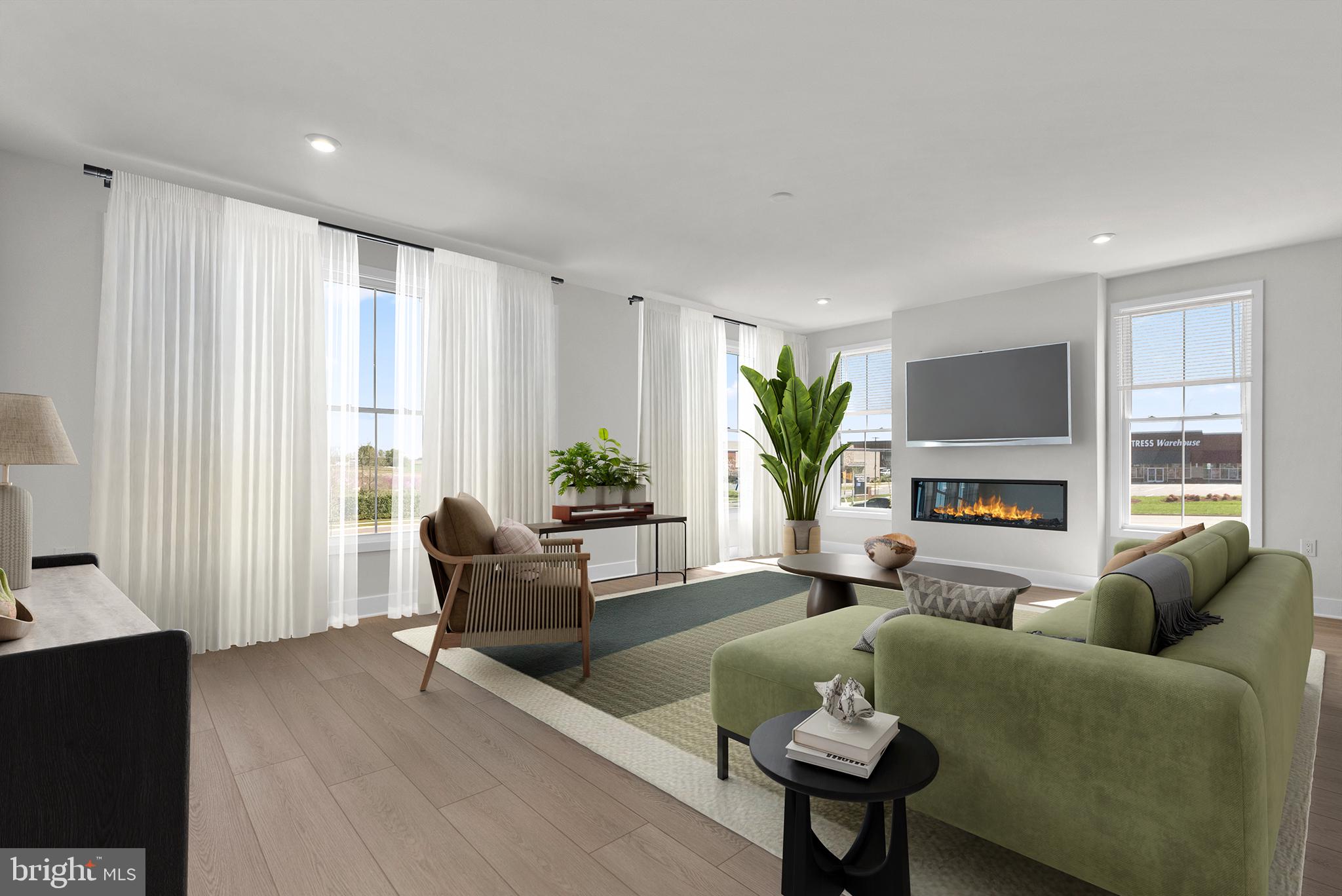 44506 LOWESTOFT SQUARE