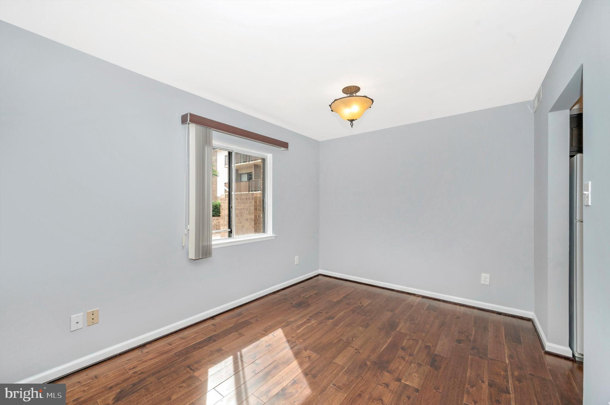 AMERICANA CENTRE - Residential