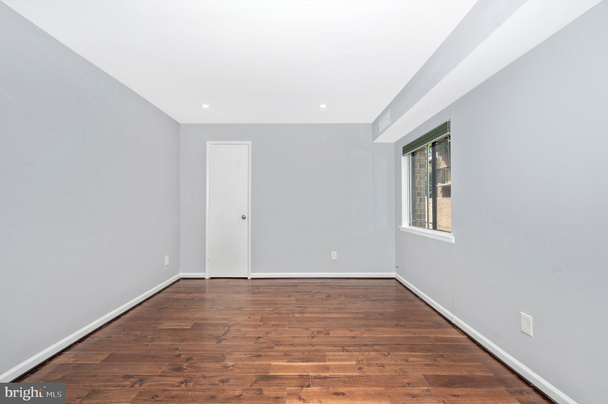 AMERICANA CENTRE - Residential