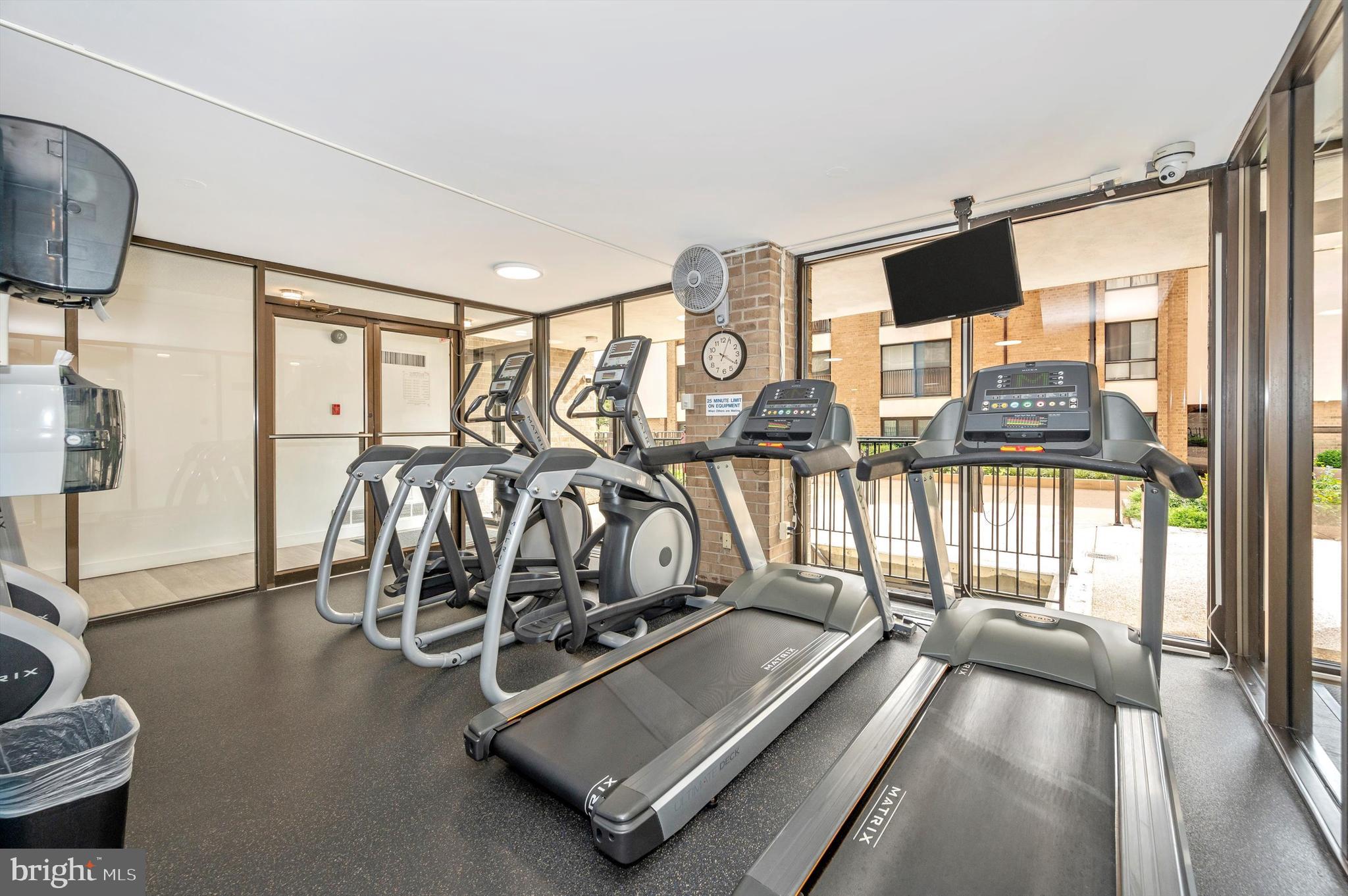 AMERICANA CENTRE - Residential