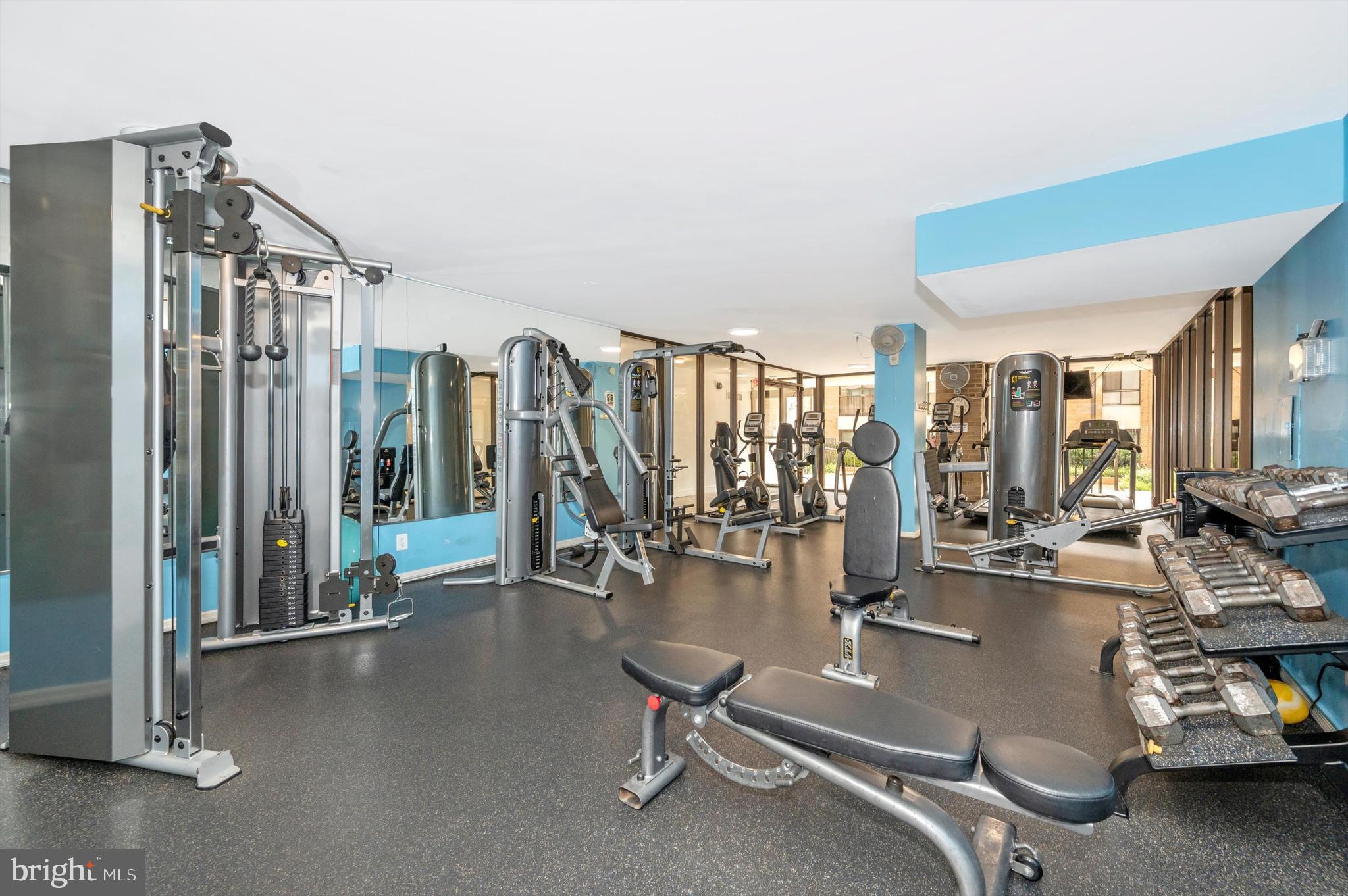 AMERICANA CENTRE - Residential