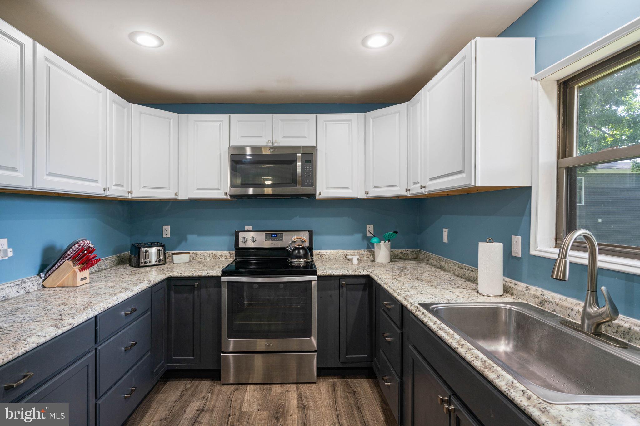 AVON BEND - Residential