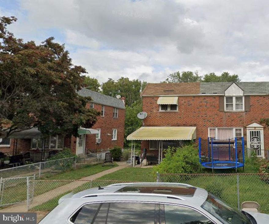 Well-maintained single-family home featuring 3 bedrooms and 1.5 bathrooms. The property is owner-occupied and will be delivered vacant at closing. Home is in good condition, offering a solid layout with comfortable living space. Ideal for a first-time homebuyer or an investor looking for a turnkey property. Conveniently located near local amenities, schools, and transportation. A great opportunity at an affordable price point.

NOTE: The property will be sold in AS-IS condition. The buyer is responsible for U&O.