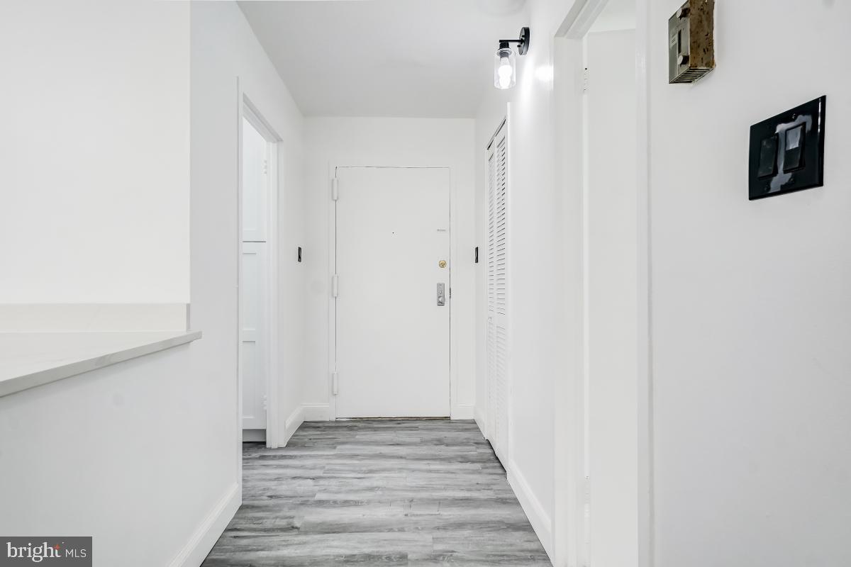 PRESIDENTIAL TOWERS - Residential