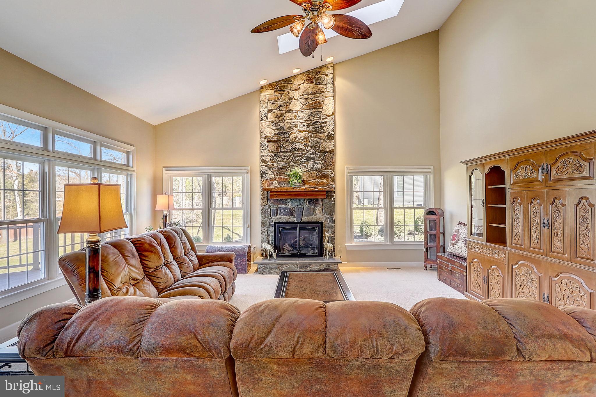 OAKTON GROVE - Residential