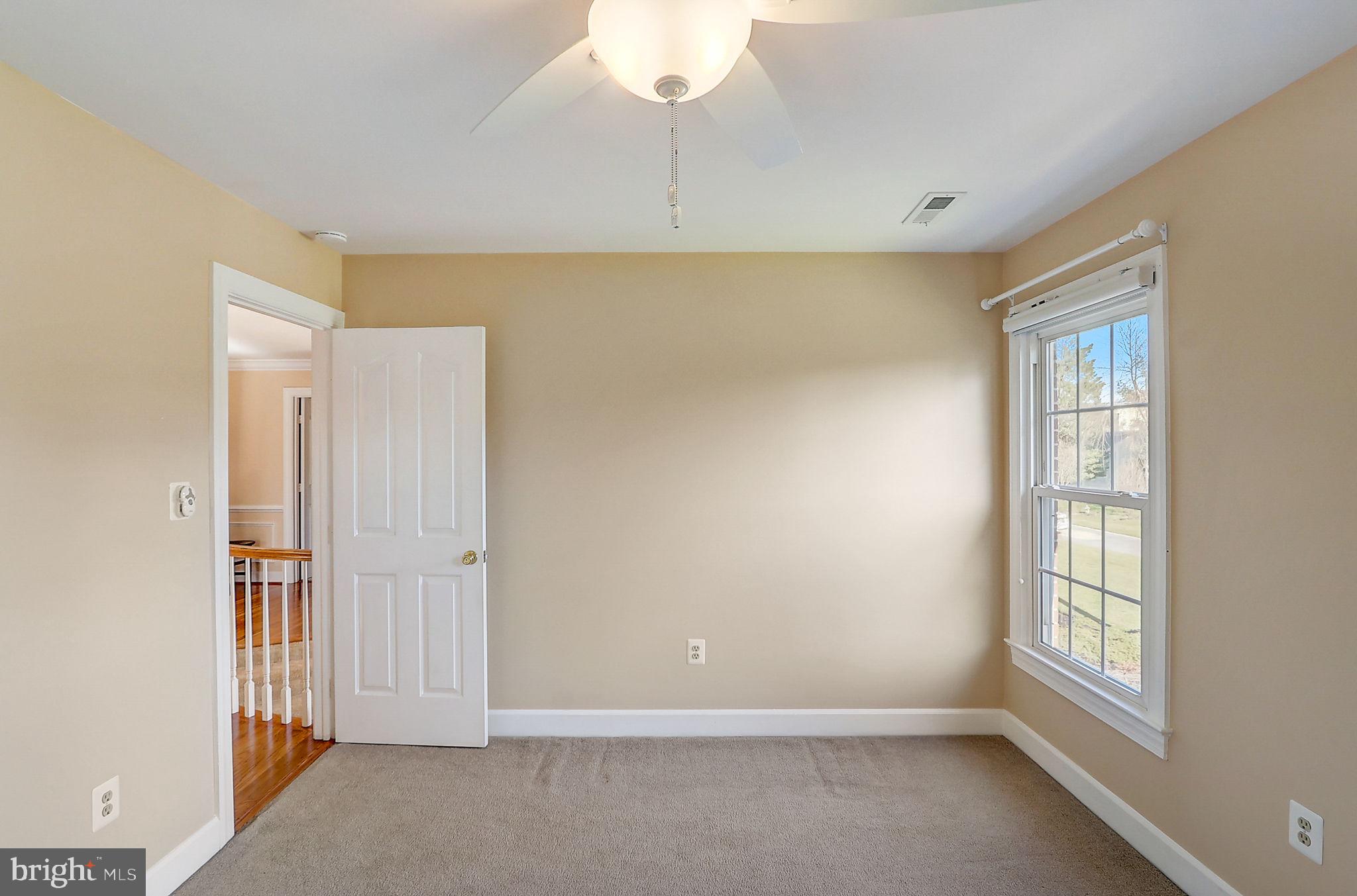 OAKTON GROVE - Residential