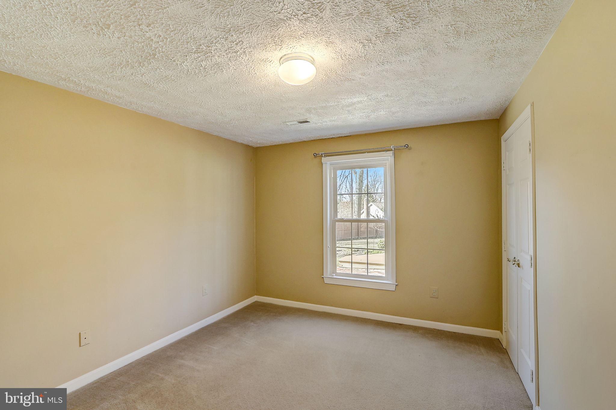 OAKTON GROVE - Residential