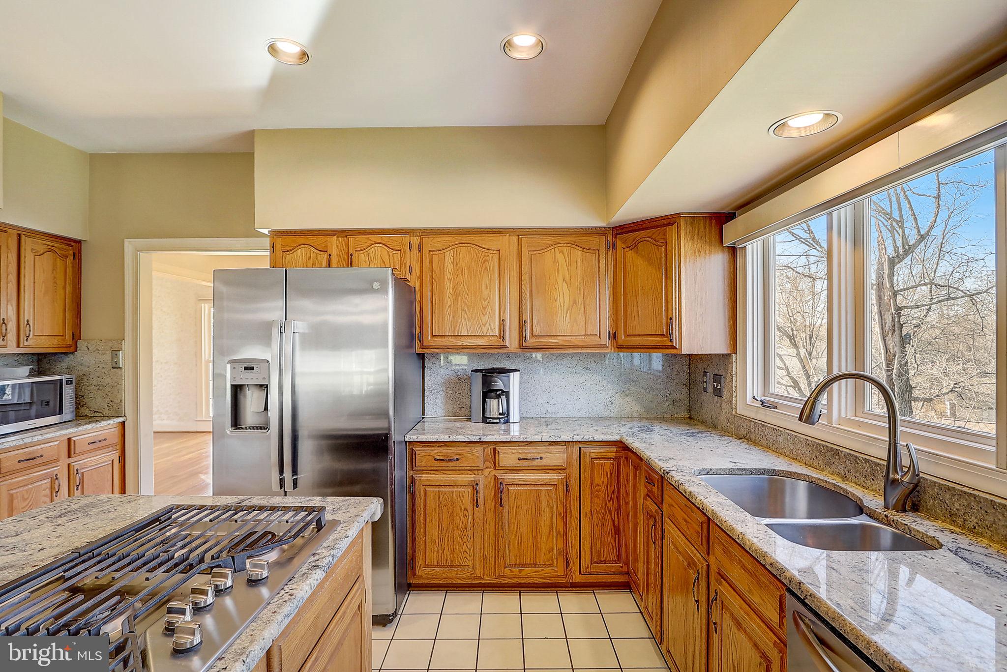 OAKTON GROVE - Residential