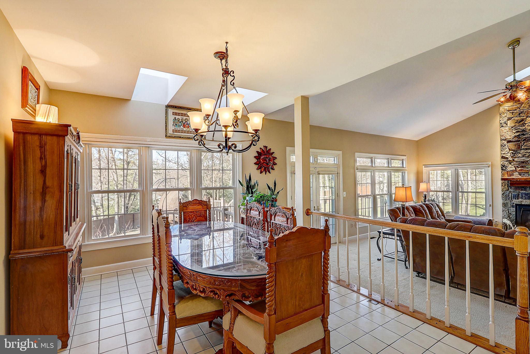 OAKTON GROVE - Residential