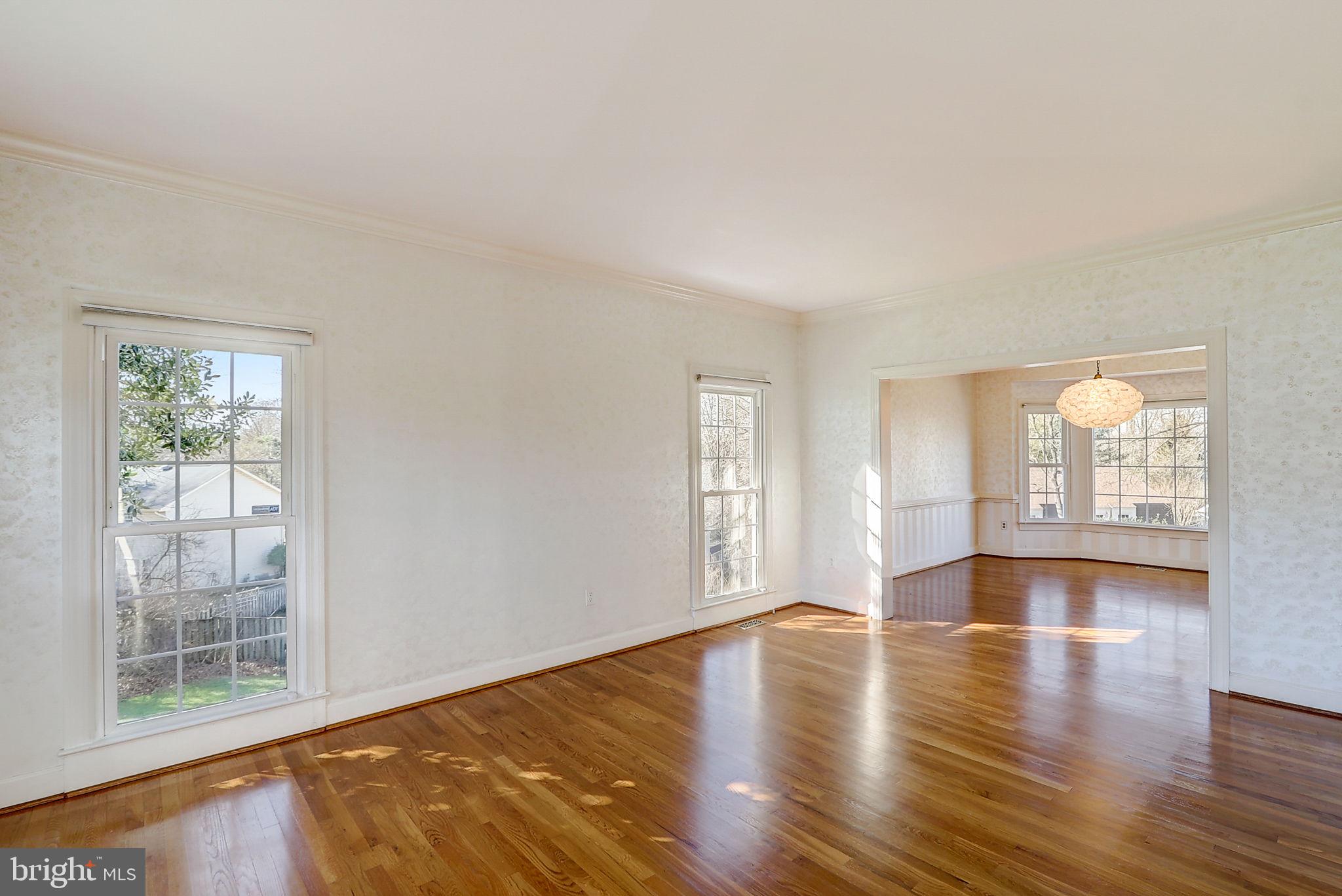 OAKTON GROVE - Residential