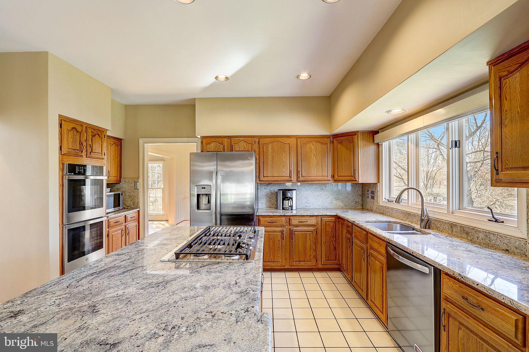 OAKTON GROVE - Residential