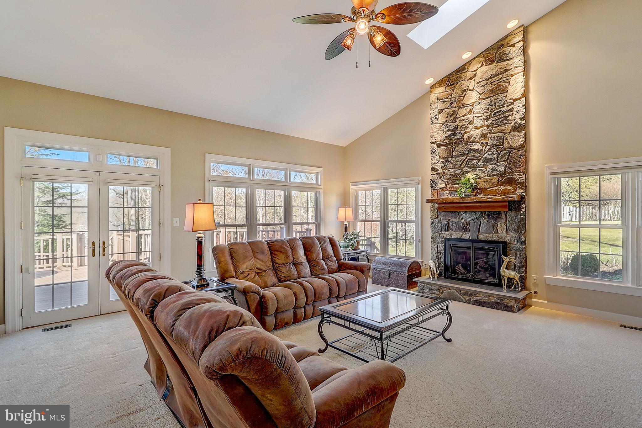 OAKTON GROVE - Residential