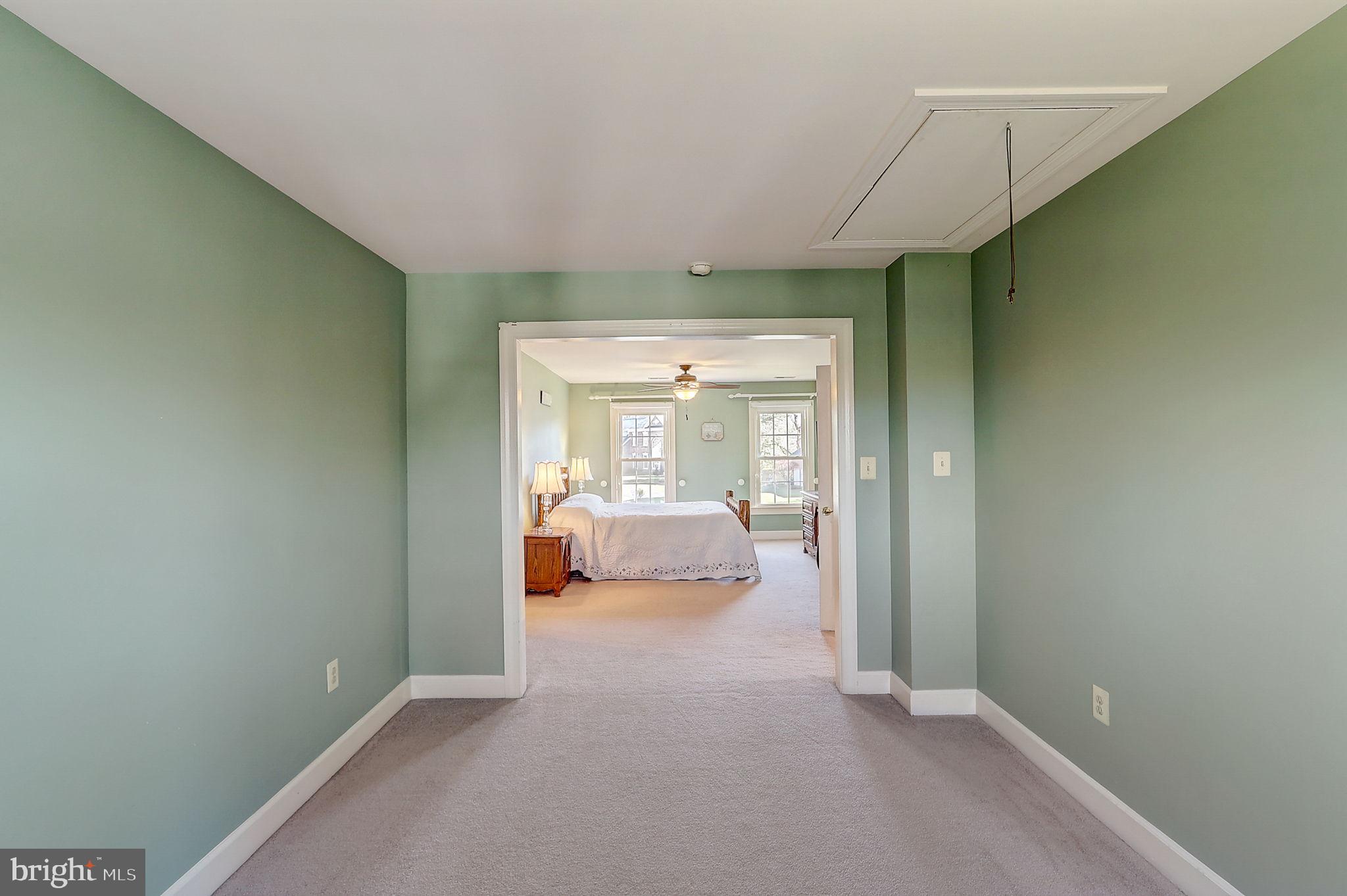 OAKTON GROVE - Residential