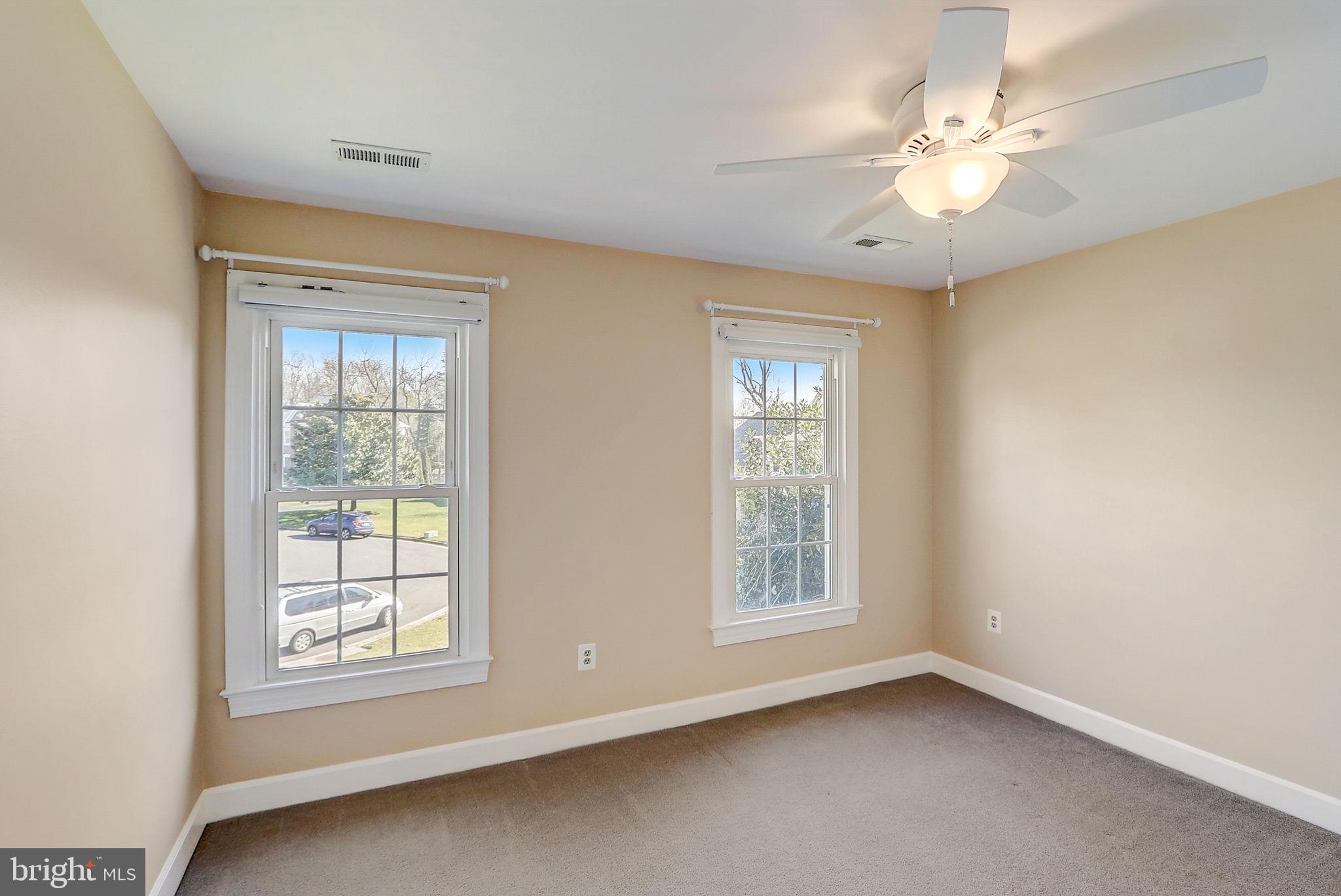 OAKTON GROVE - Residential