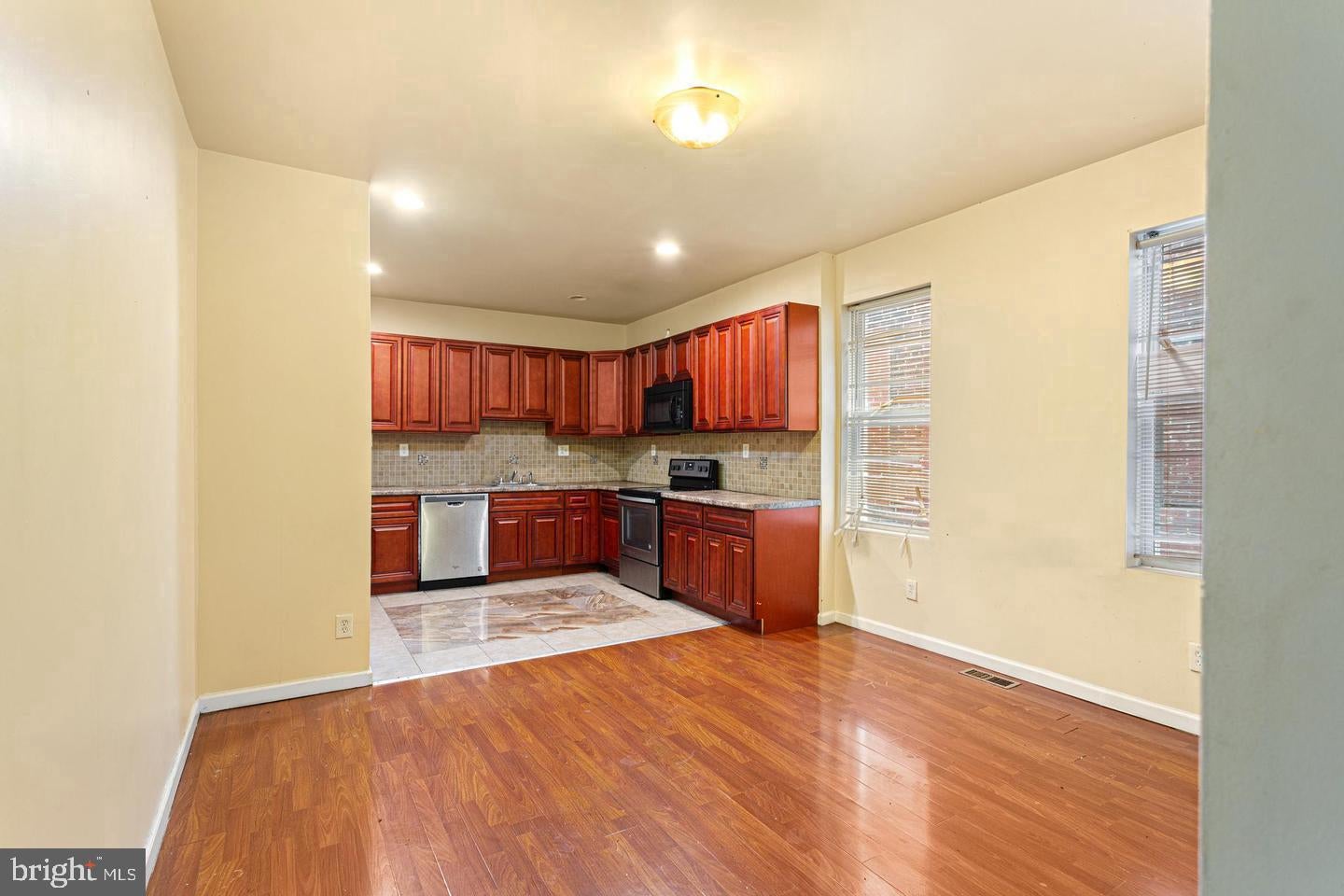 5446 WALNUT STREET 2ND FLOOR