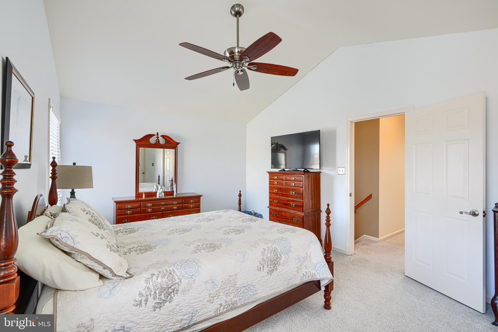 FOREST LAKES - Residential