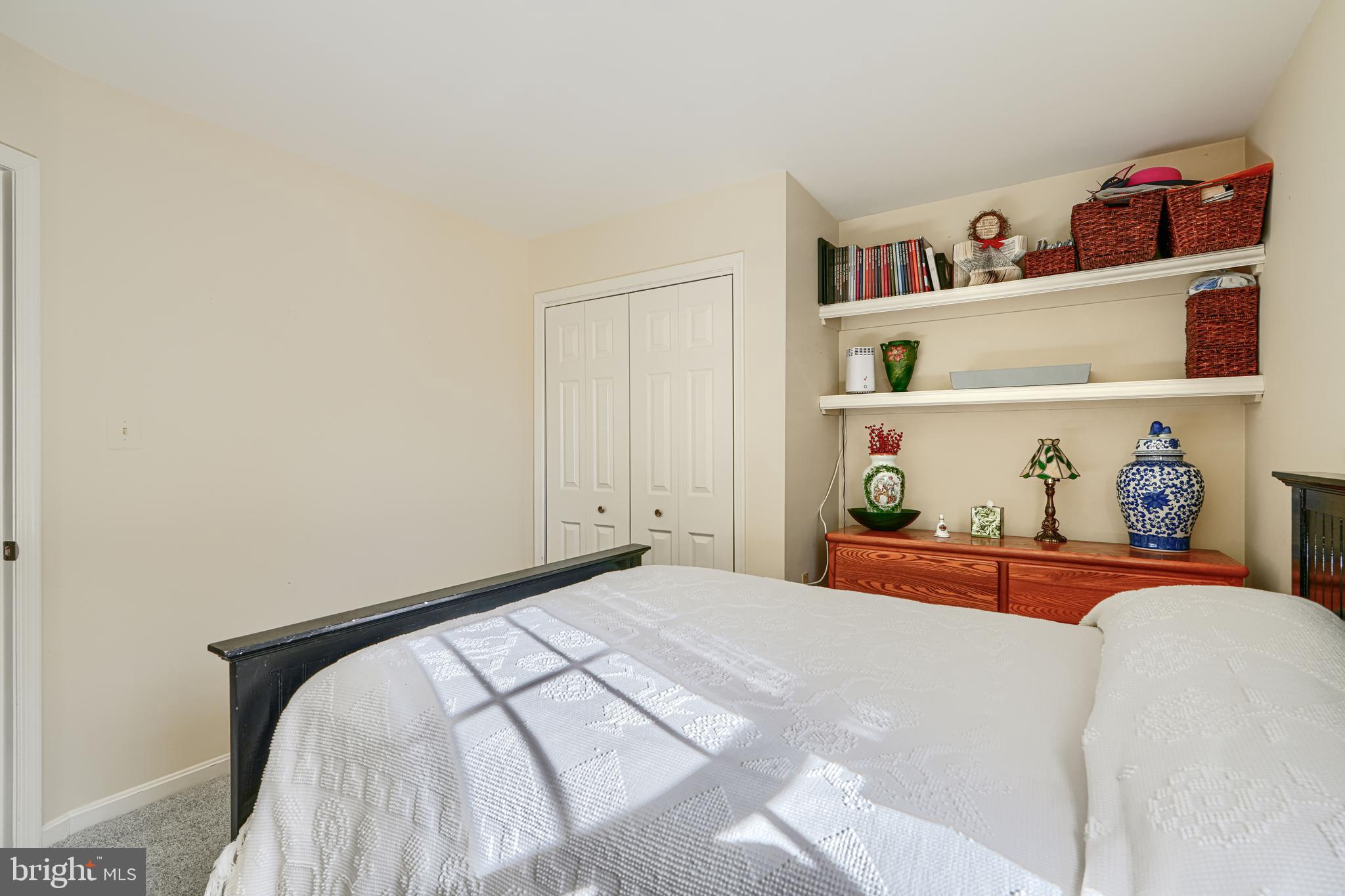 FOREST LAKES - Residential