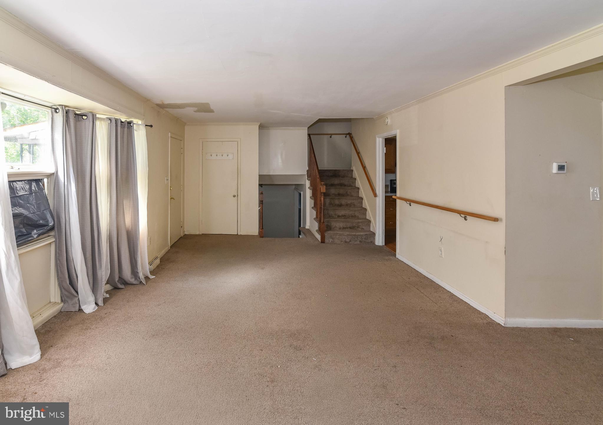 PIKESVILLE - Residential