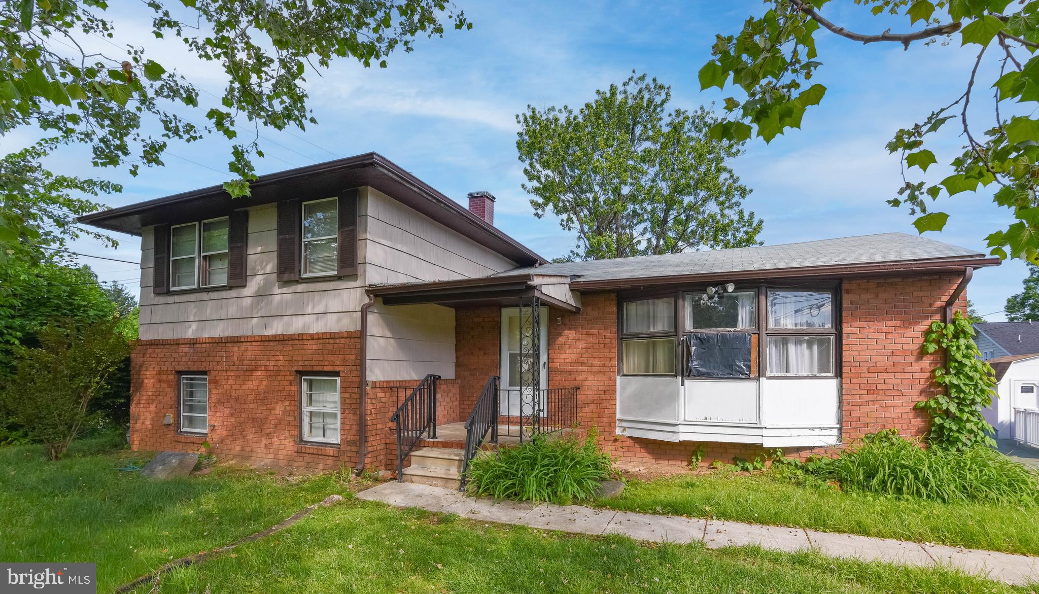 PIKESVILLE - Residential