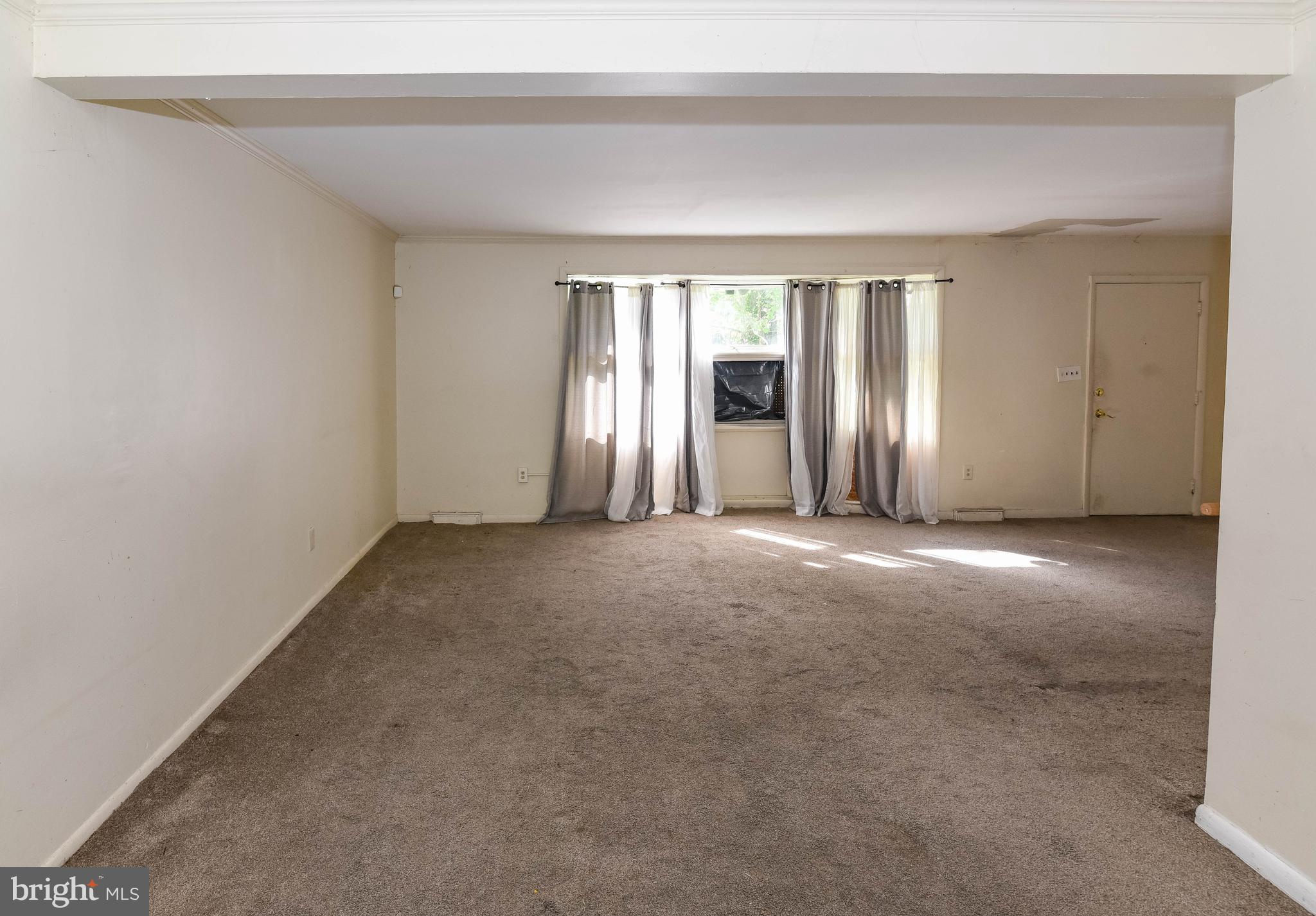 PIKESVILLE - Residential