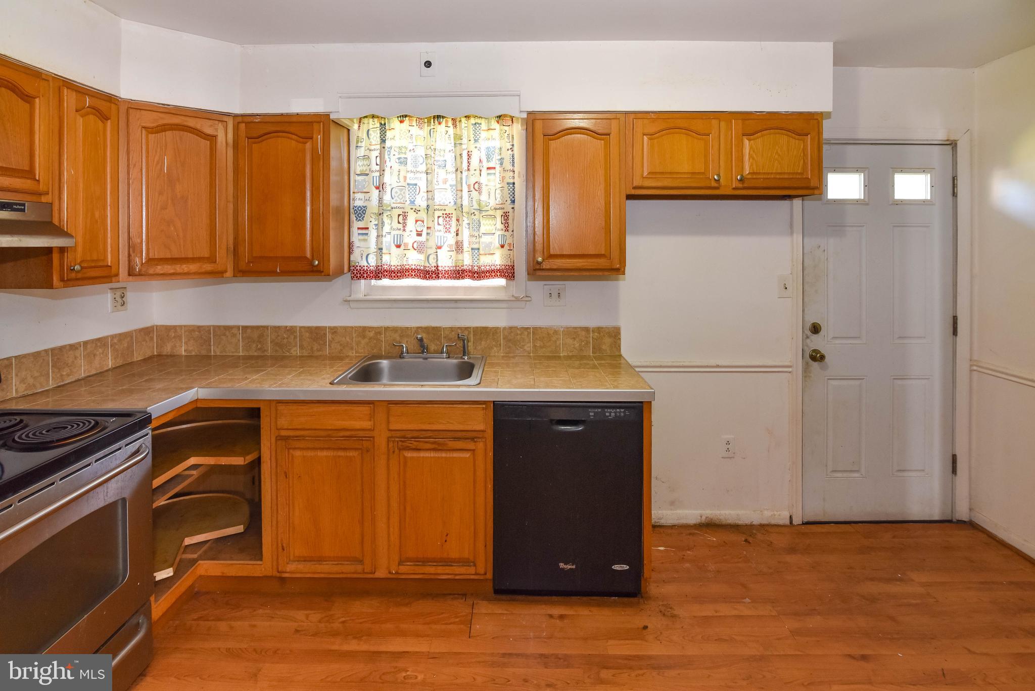 PIKESVILLE - Residential