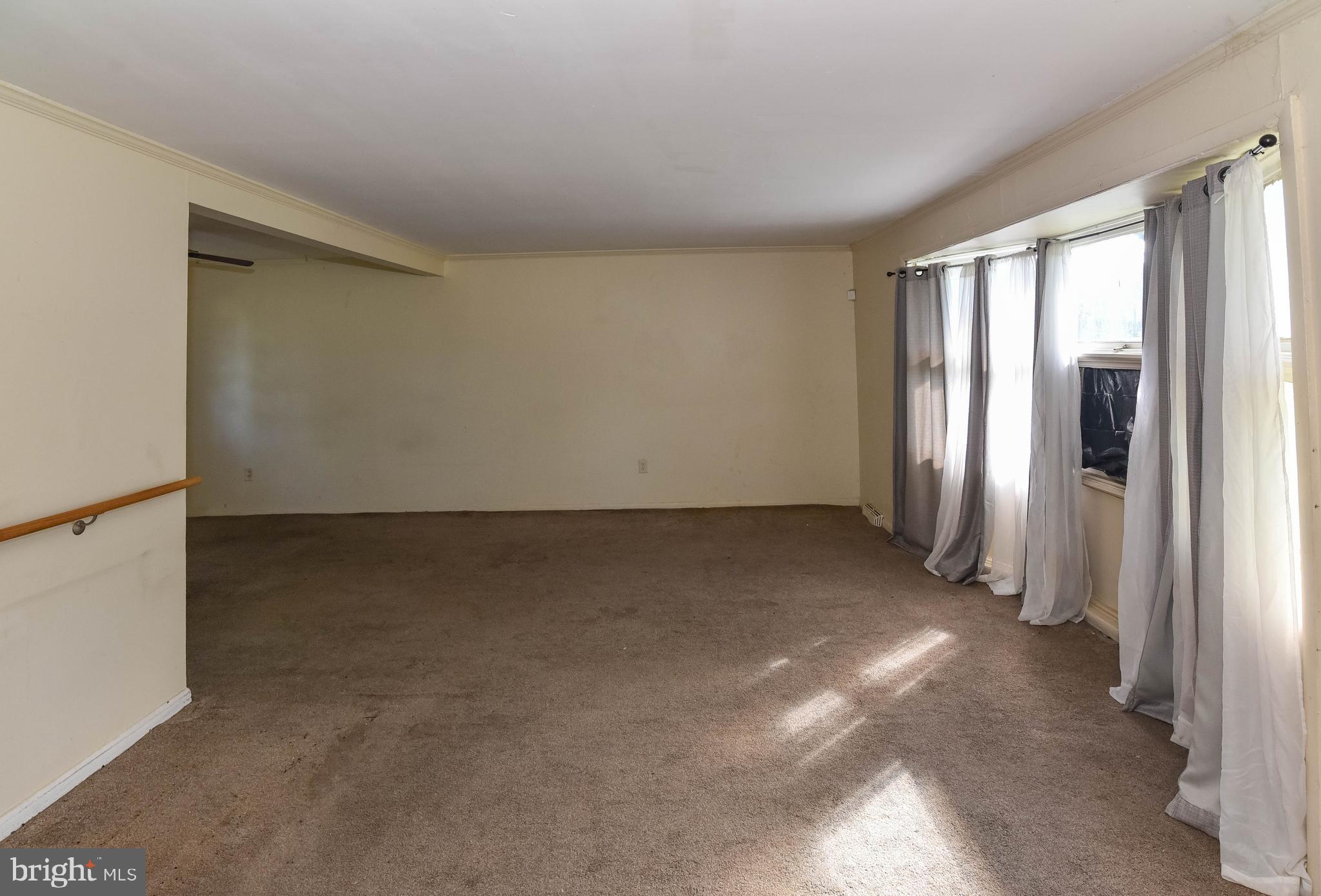 PIKESVILLE - Residential