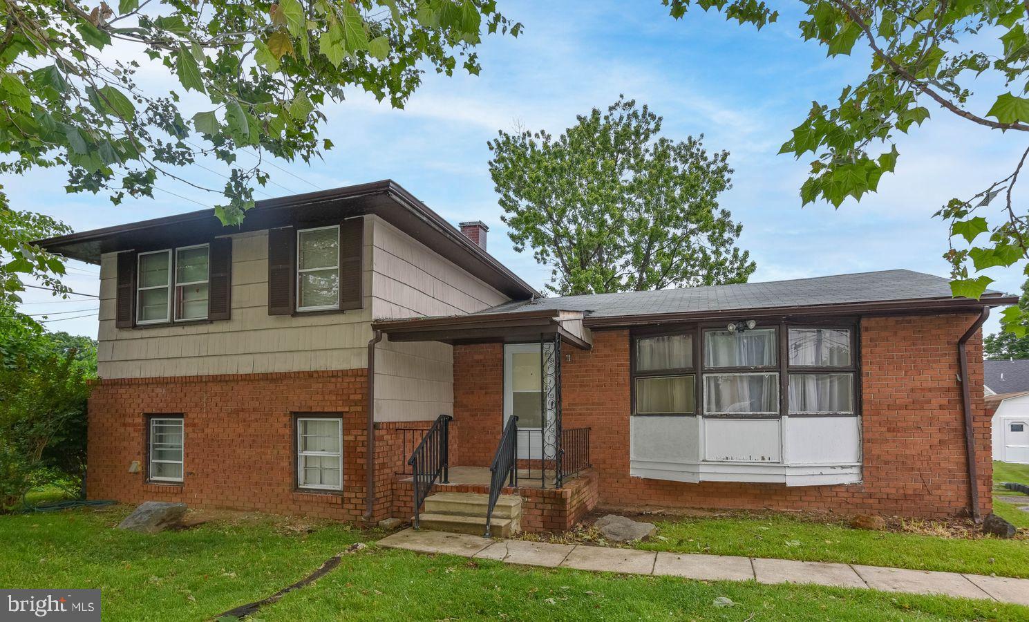 PIKESVILLE - Residential