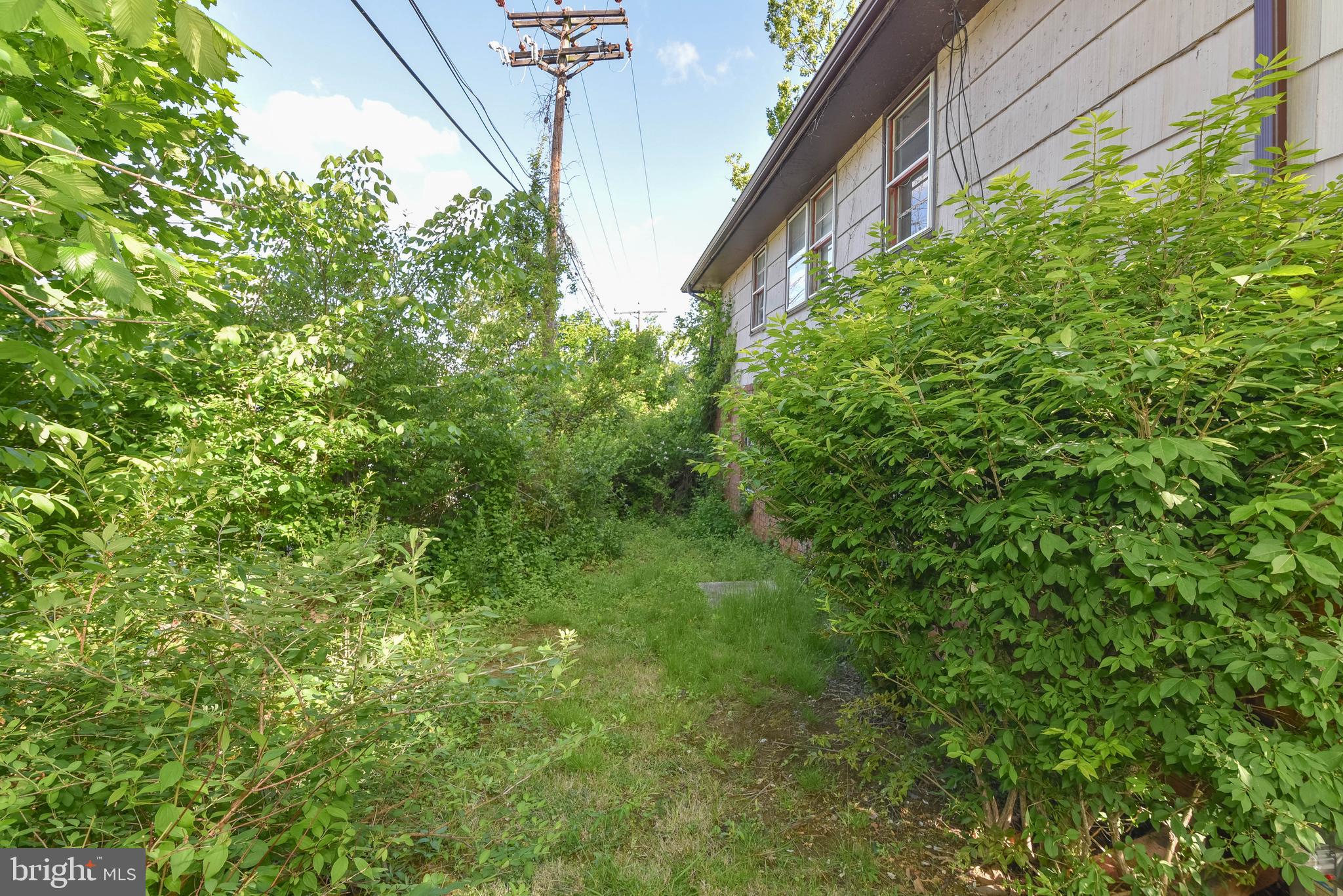 PIKESVILLE - Residential