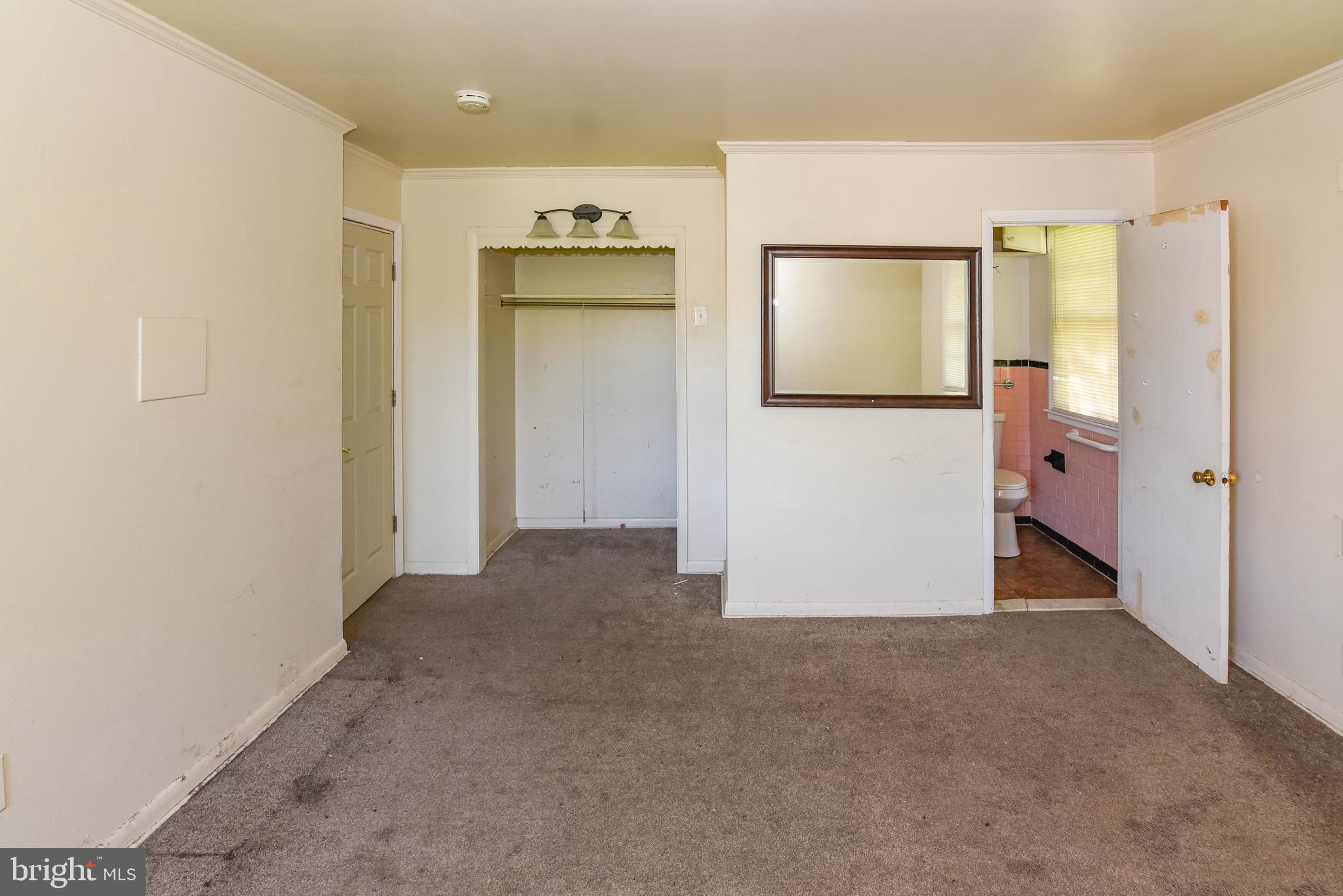 PIKESVILLE - Residential
