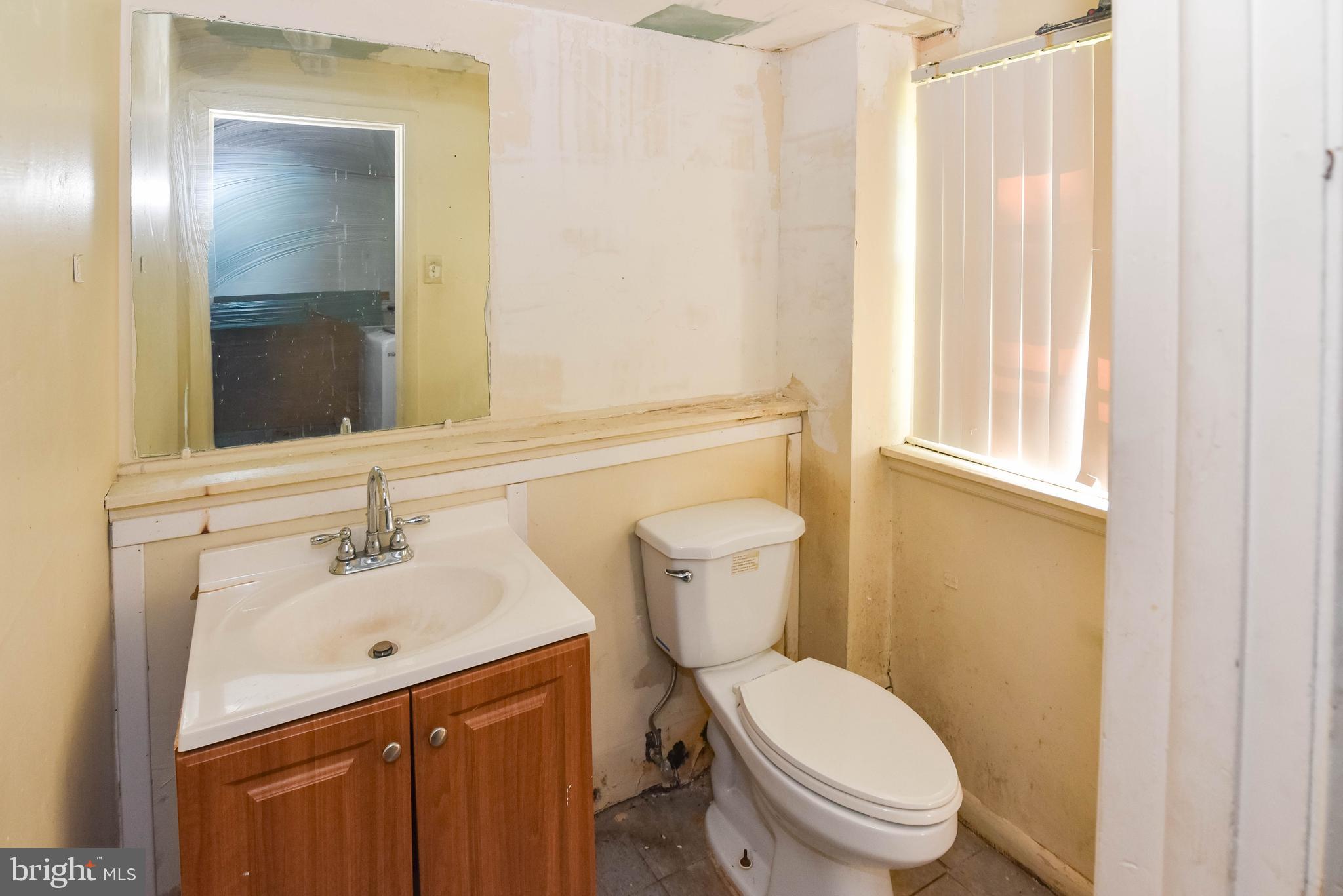 PIKESVILLE - Residential