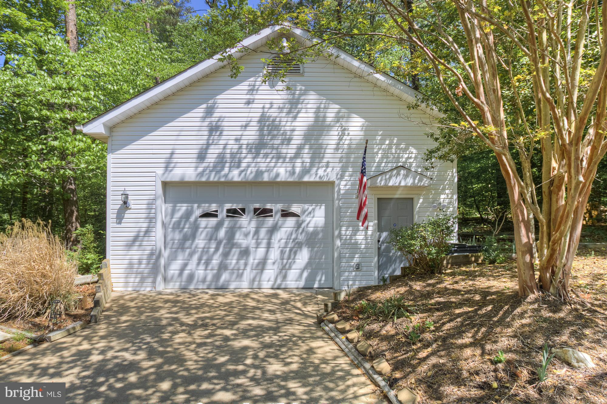 HARTLAKE ESTATES - Residential