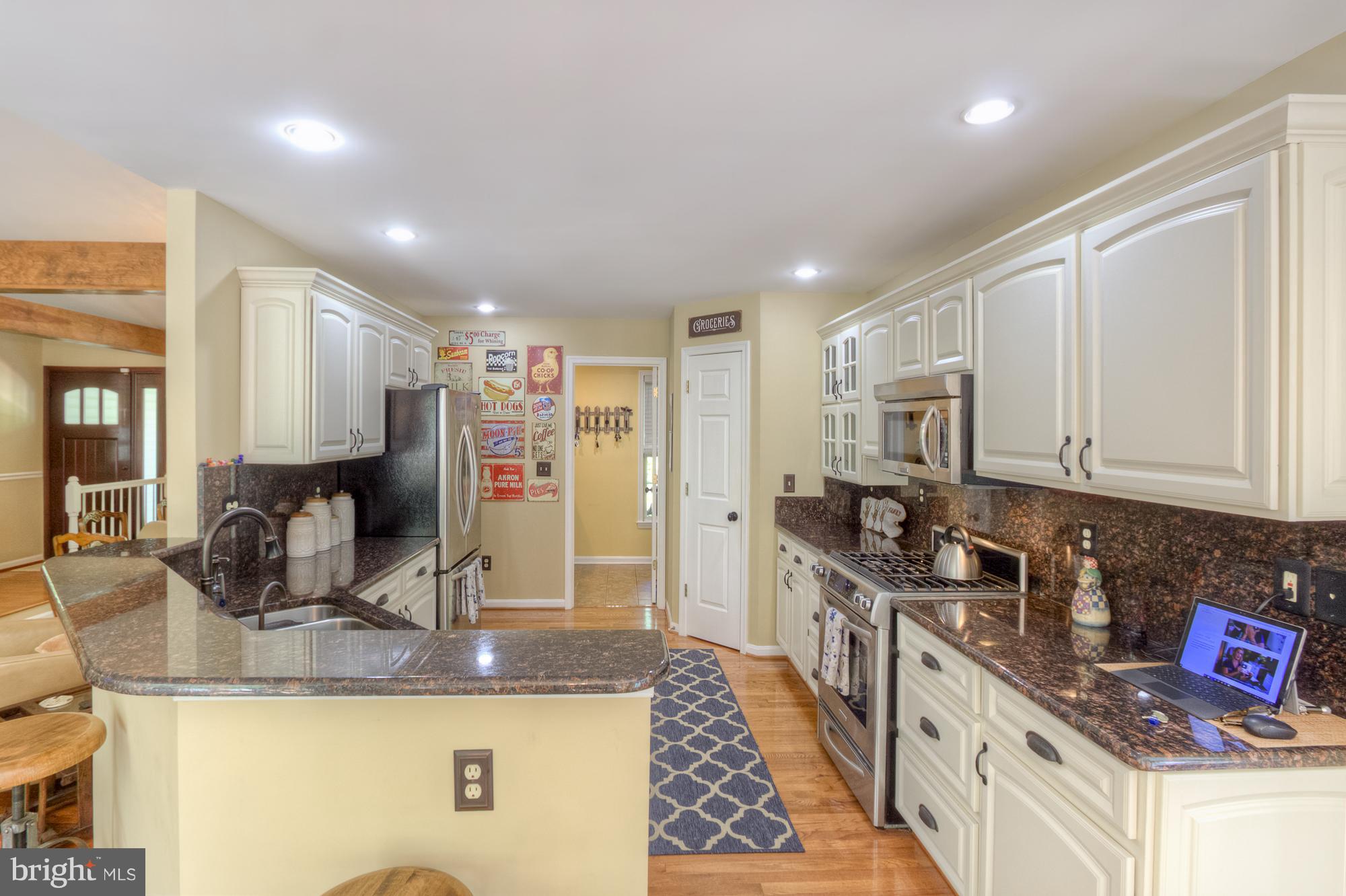 HARTLAKE ESTATES - Residential