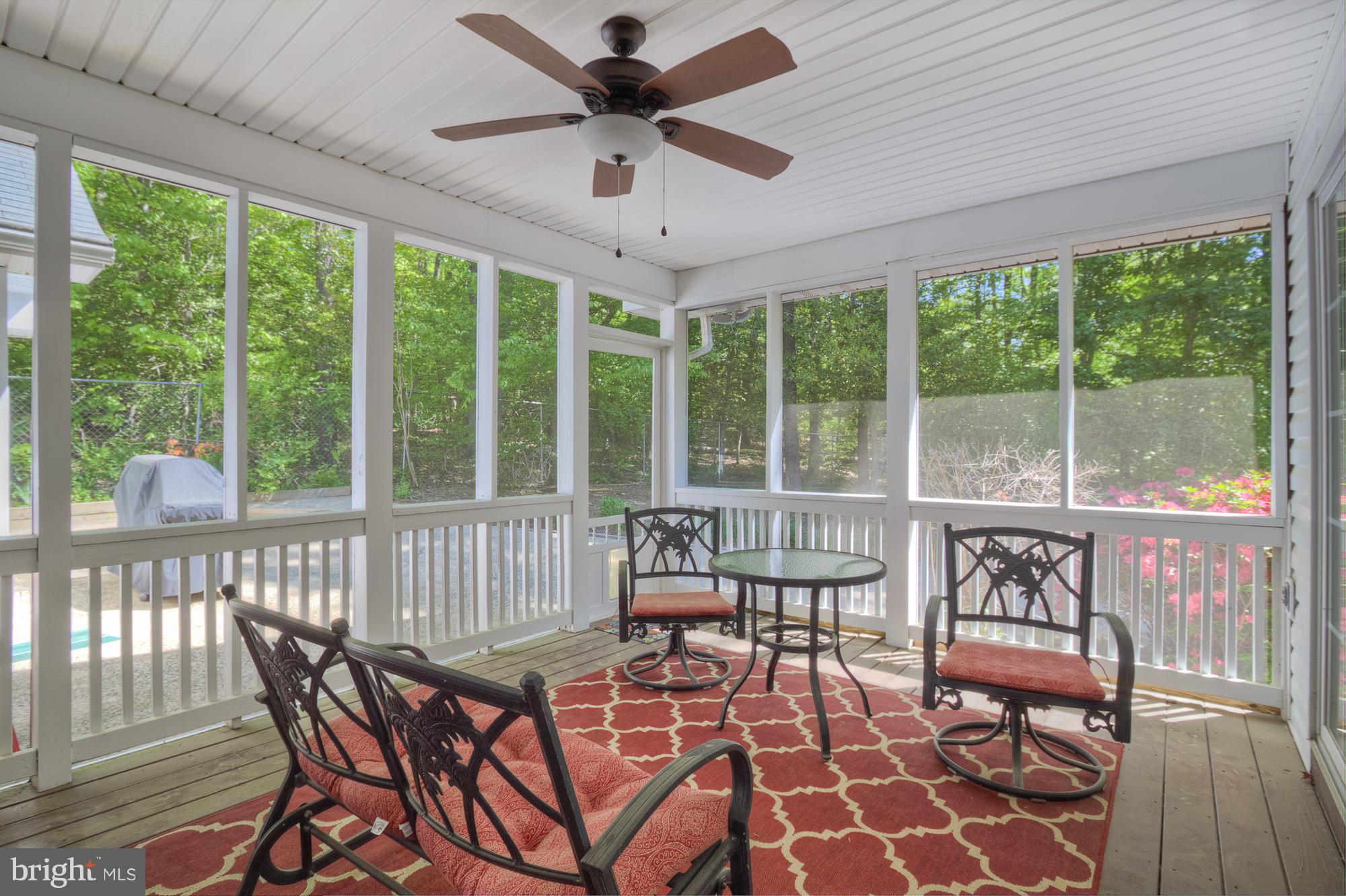 HARTLAKE ESTATES - Residential