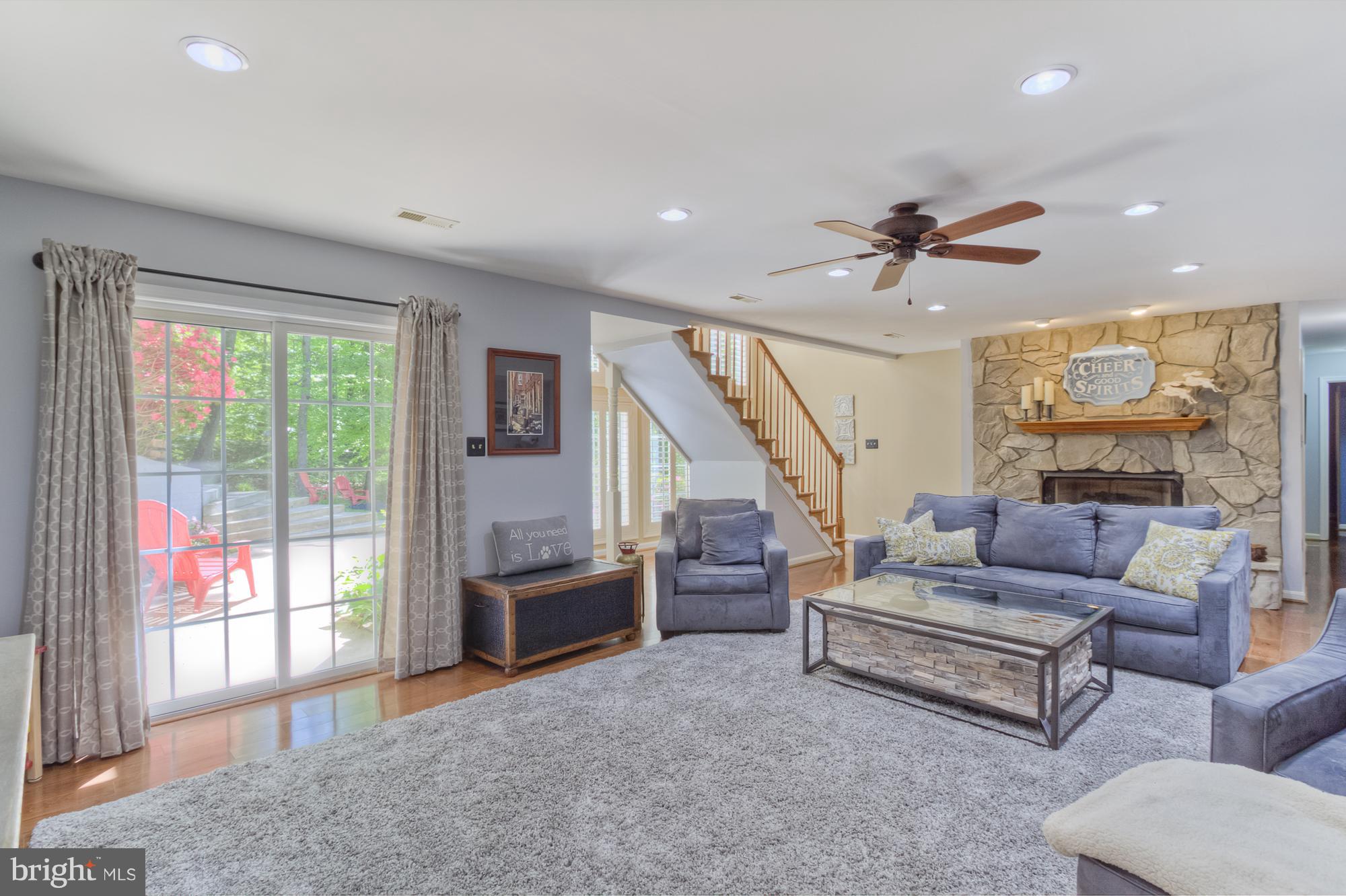 HARTLAKE ESTATES - Residential