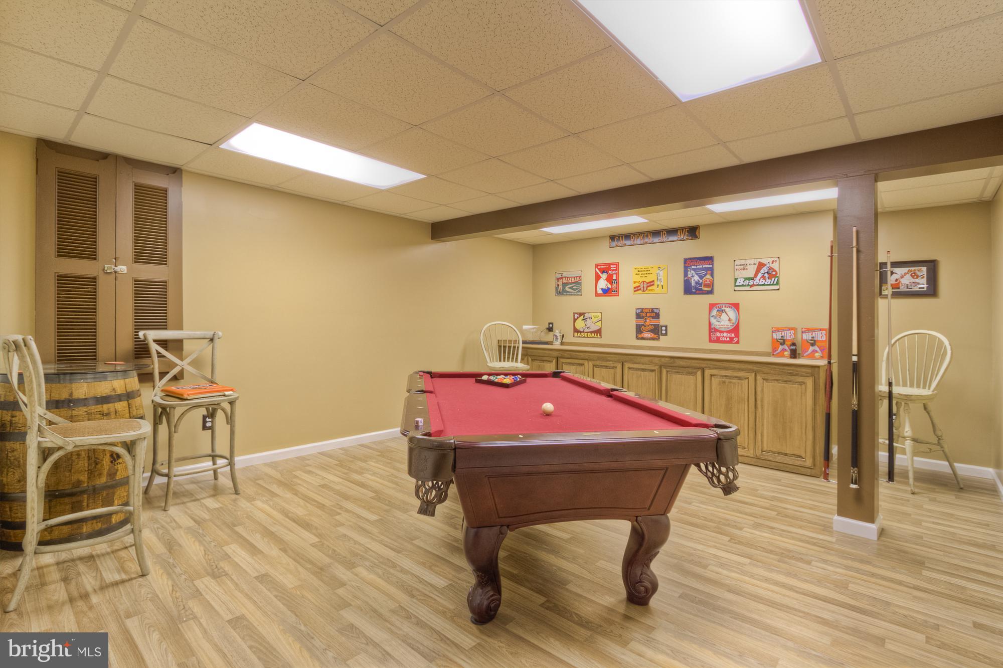 HARTLAKE ESTATES - Residential