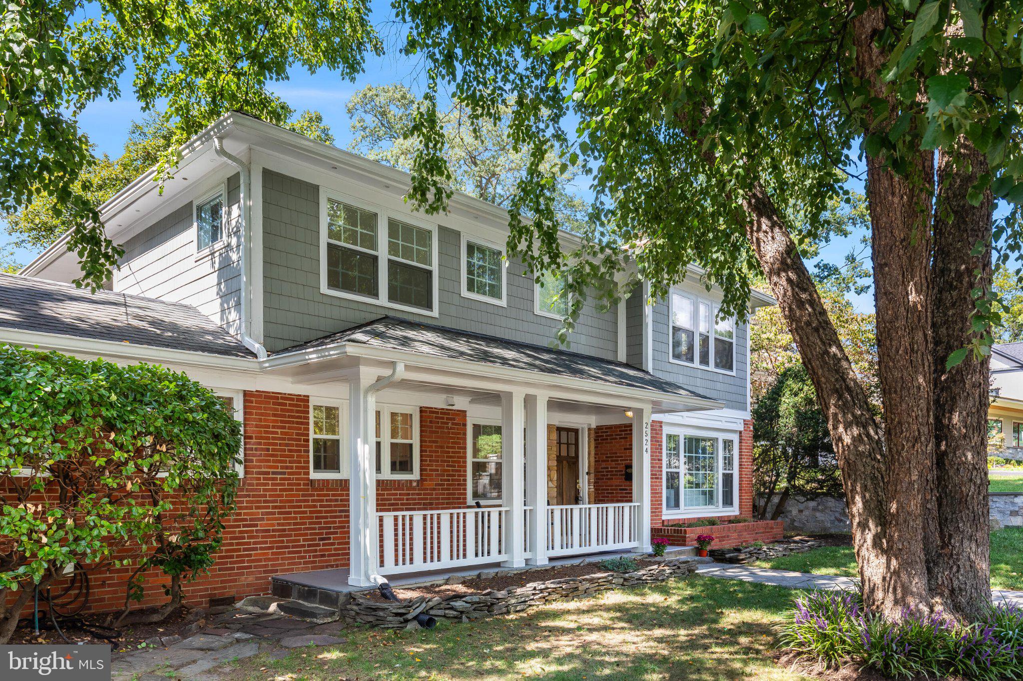 2524 N RIDGEVIEW ROAD N