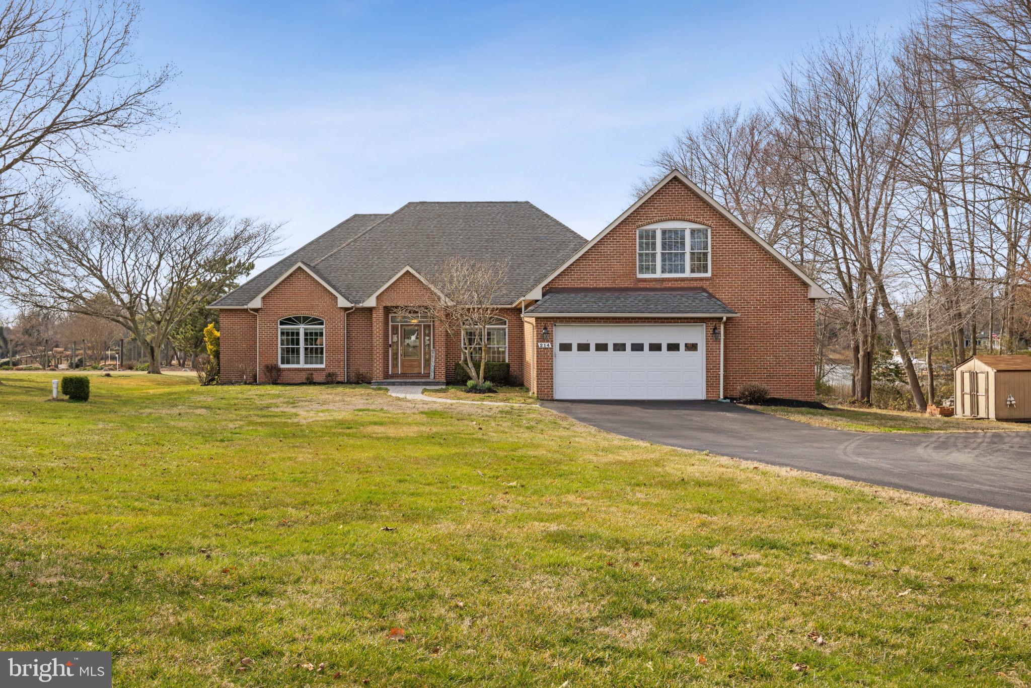 WINDWARD COVE - Residential