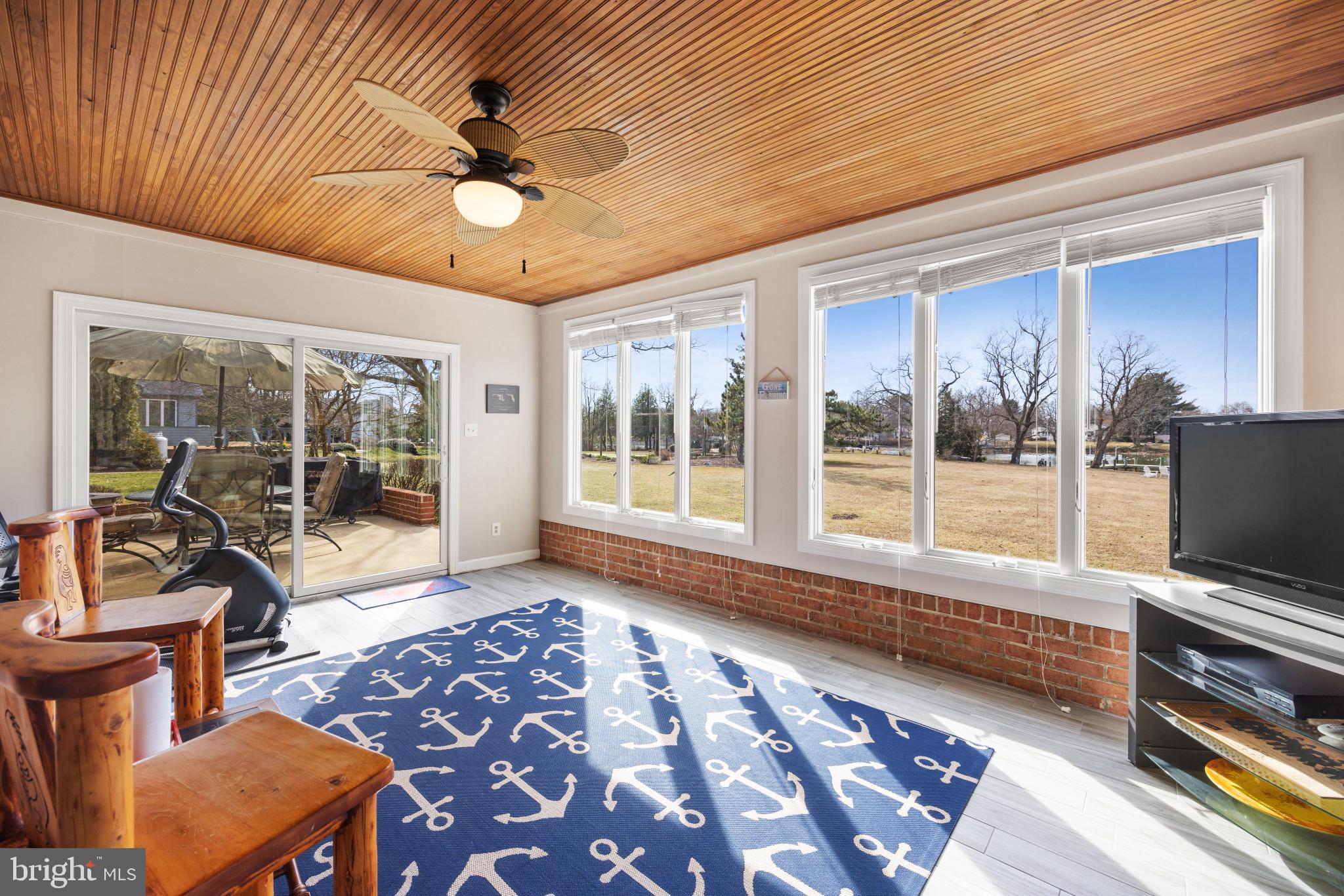 WINDWARD COVE - Residential