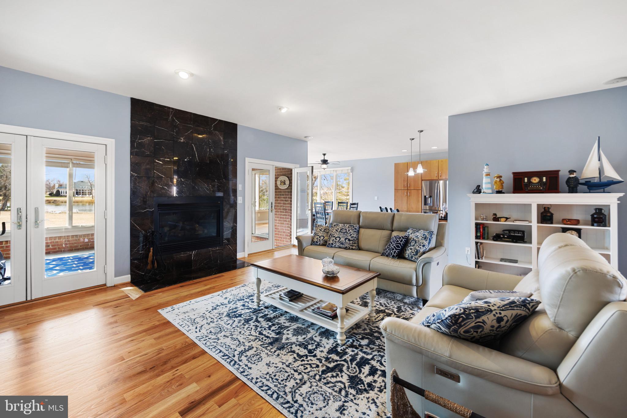 WINDWARD COVE - Residential