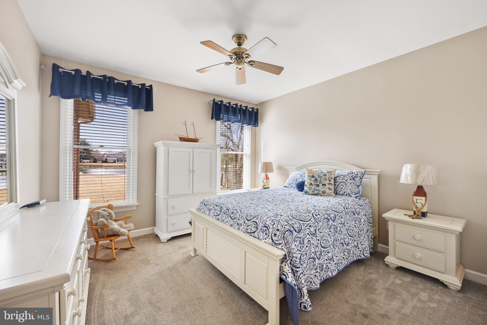 WINDWARD COVE - Residential