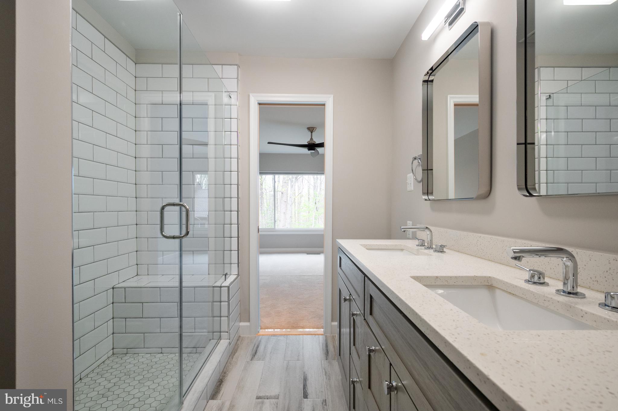 RESTON - Residential