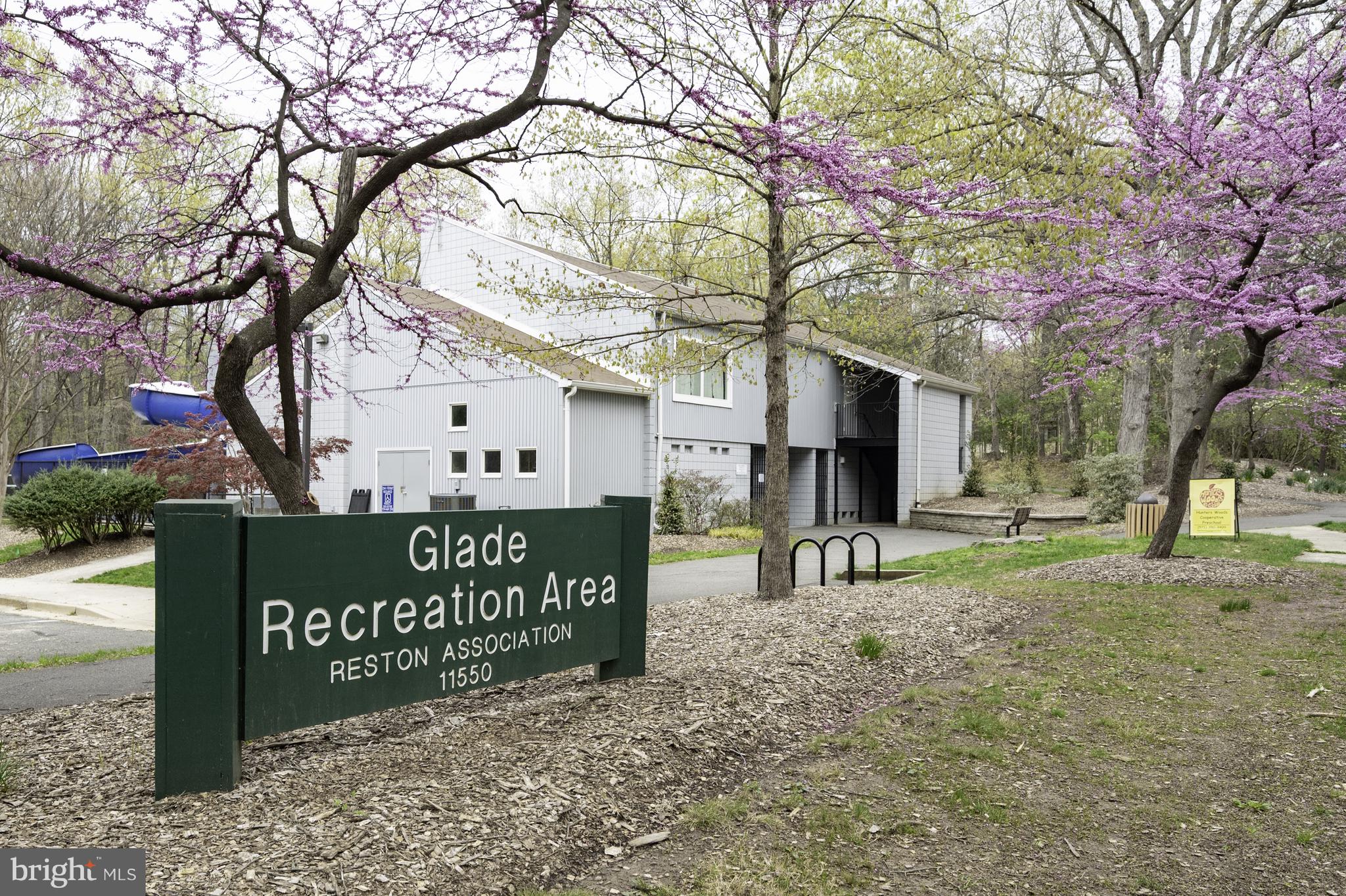 RESTON - Residential