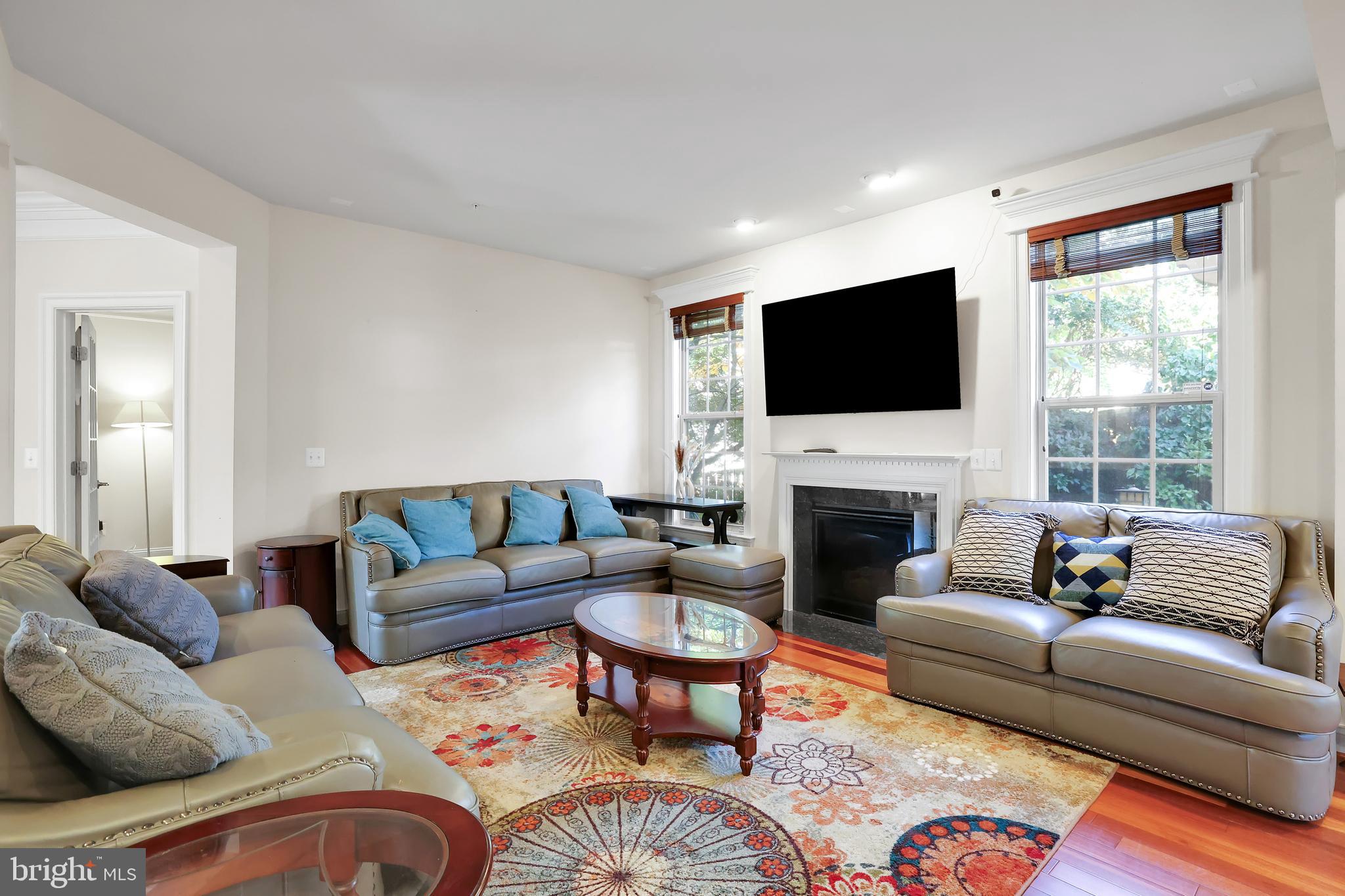 KENSINGTON HEIGHTS - Residential Lease